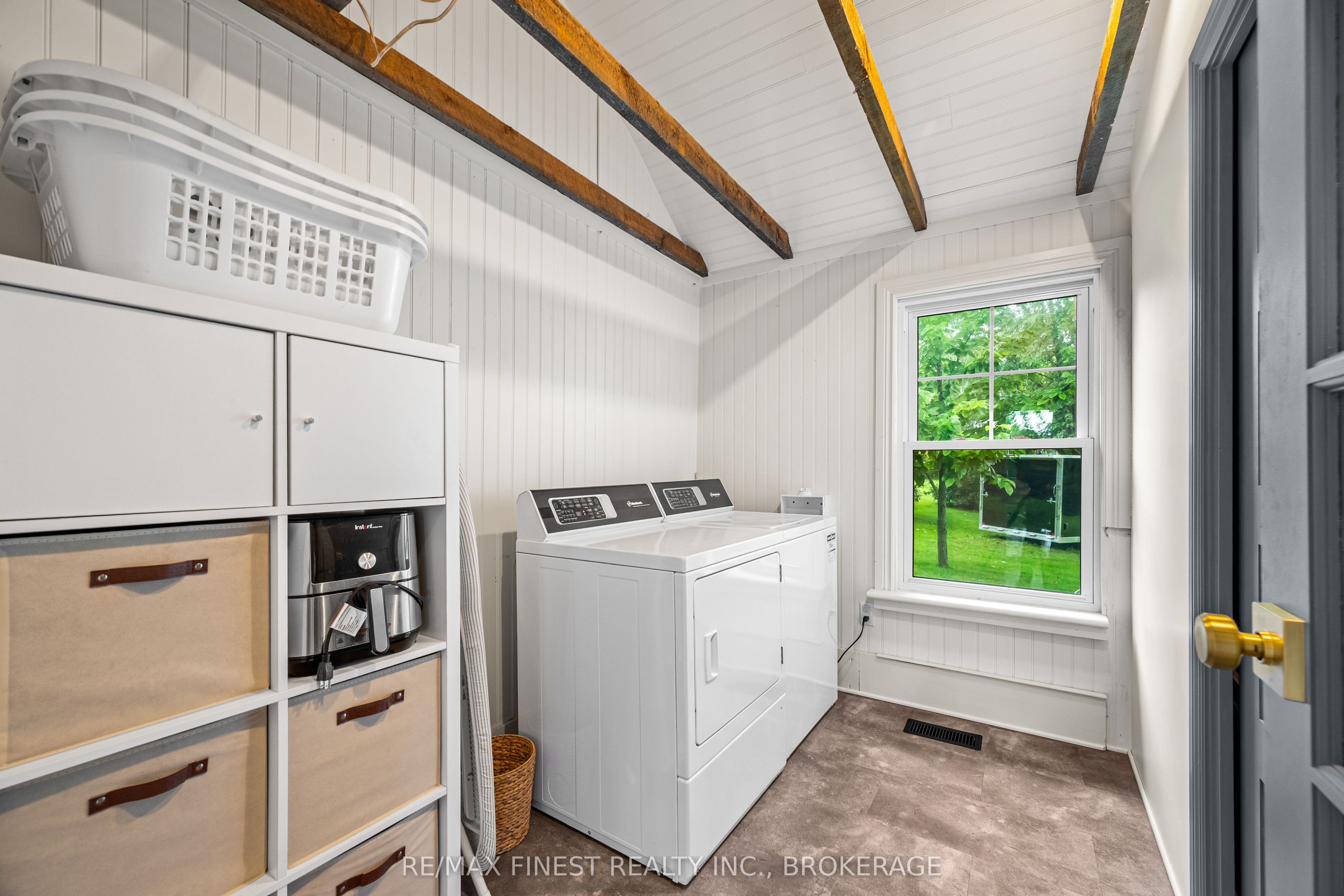 4446 Highway 2 Property Photo 10