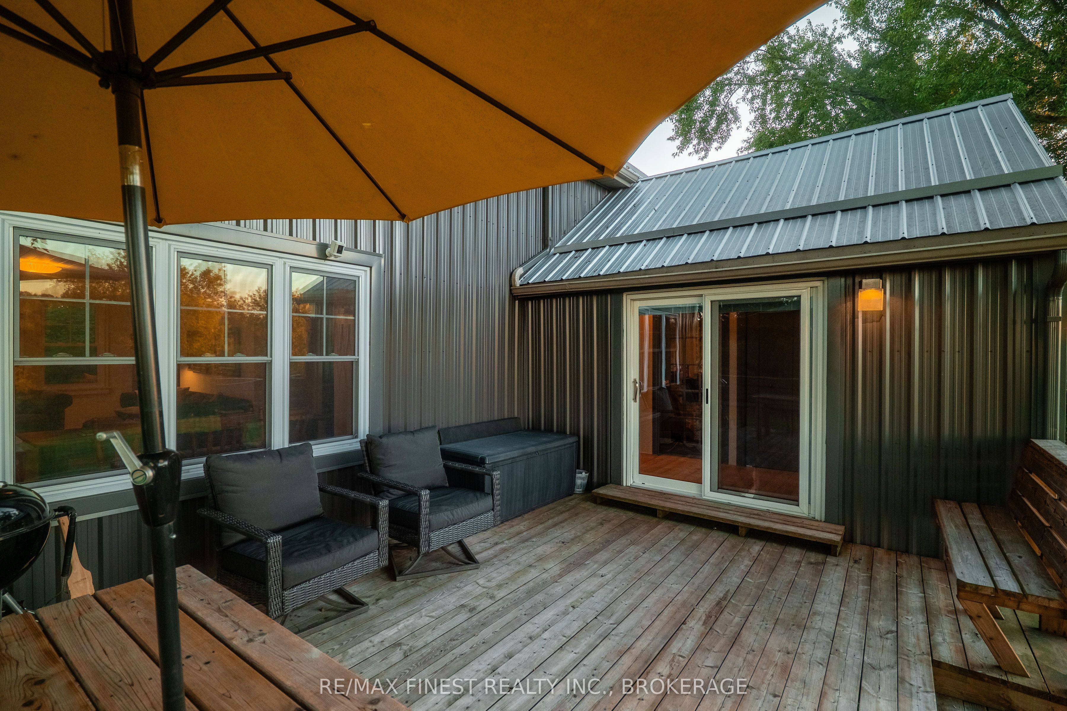 4446 Highway 2 Property Photo 31