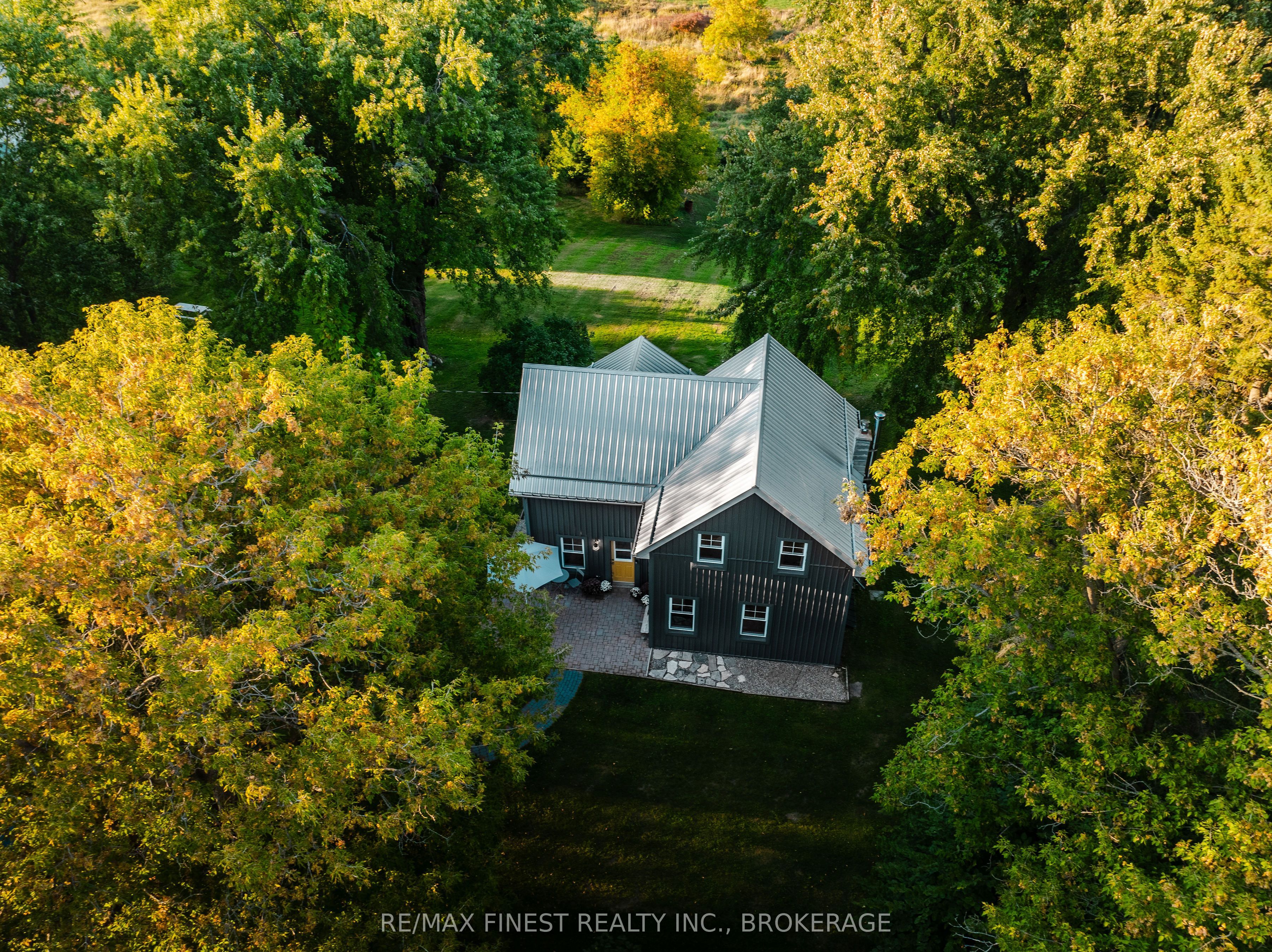 4446 Highway 2 Property Photo 38