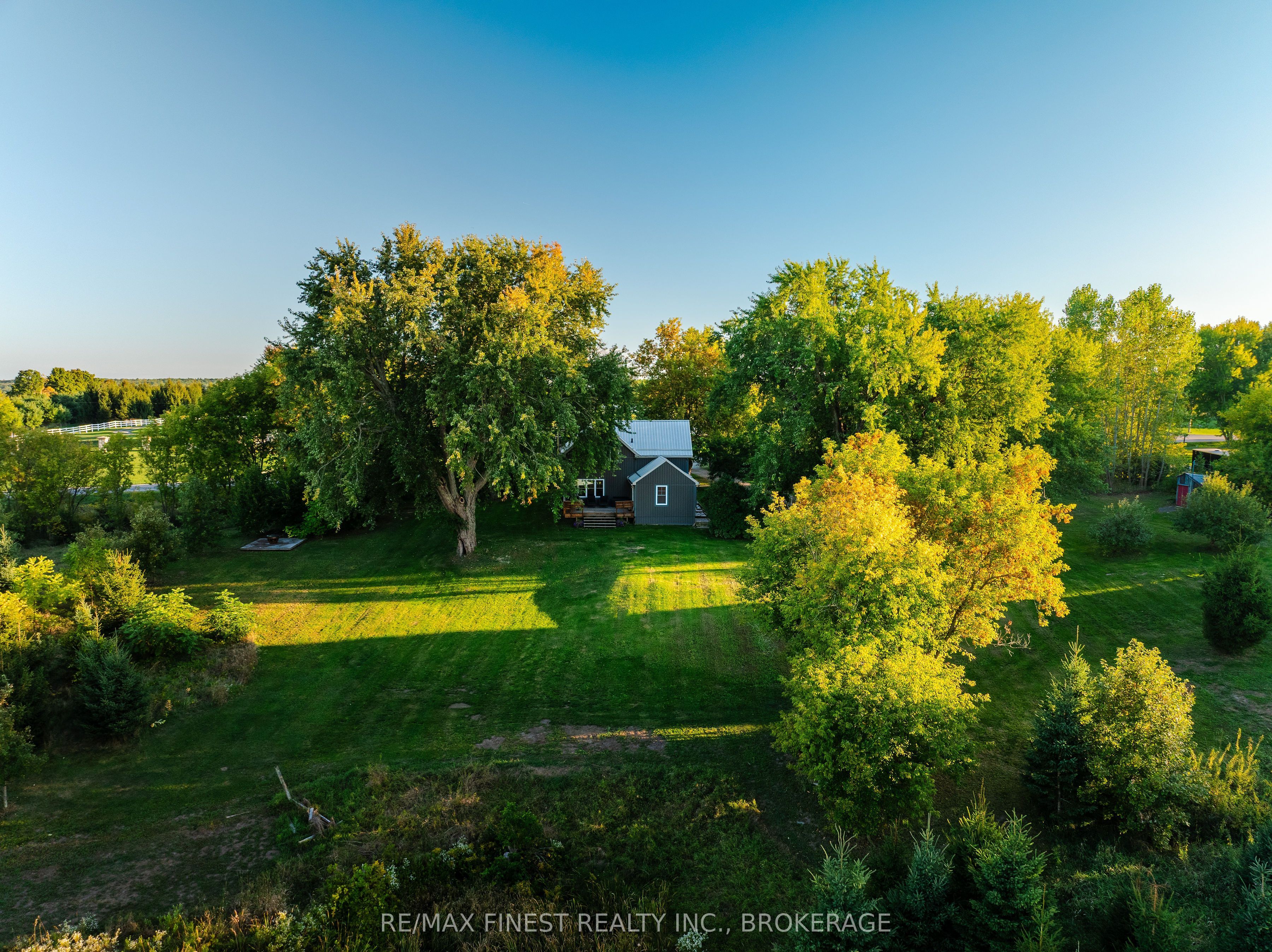 4446 Highway 2 Property Photo 39