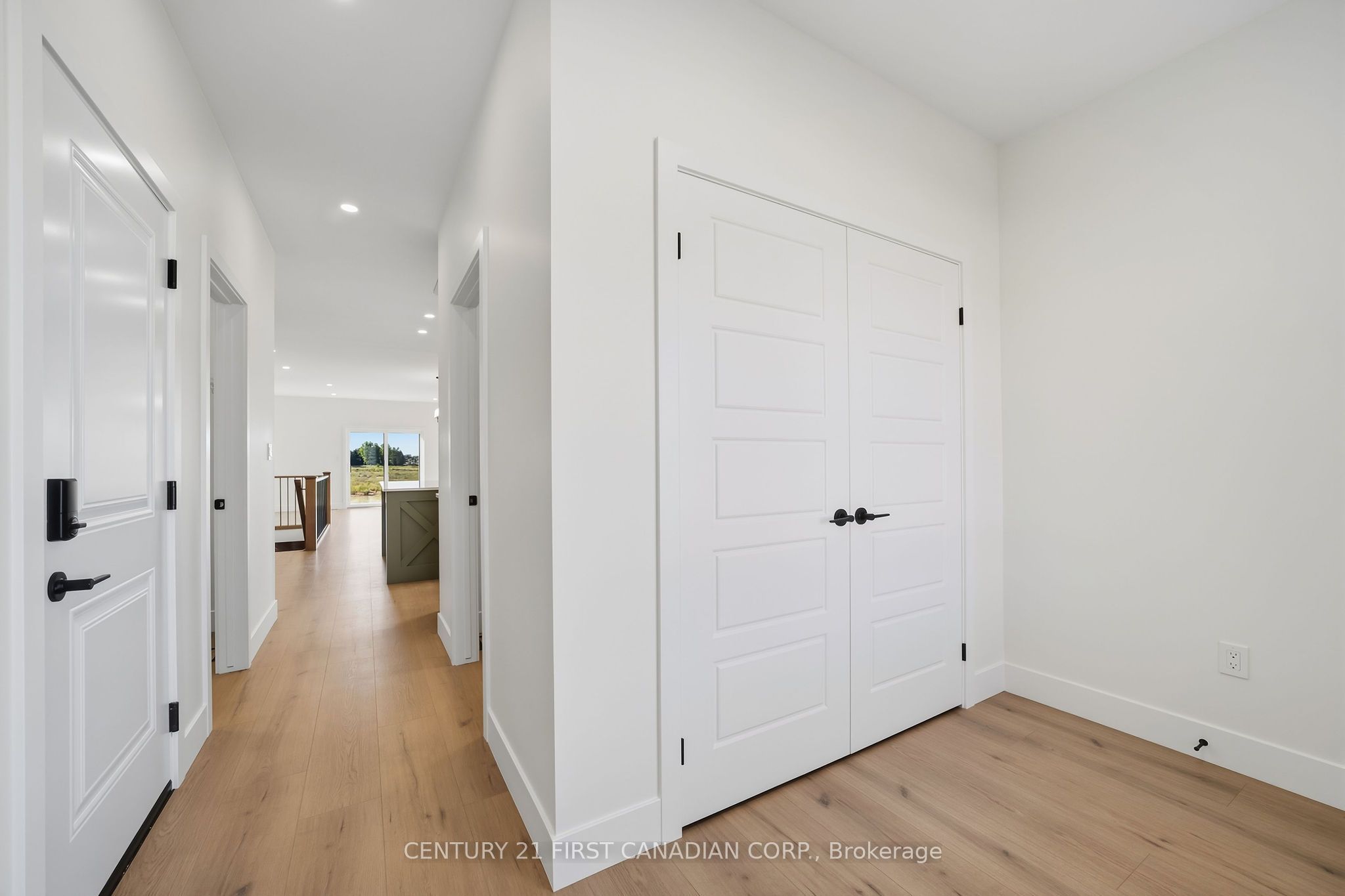 123 Addison Avenue Property Photo 8