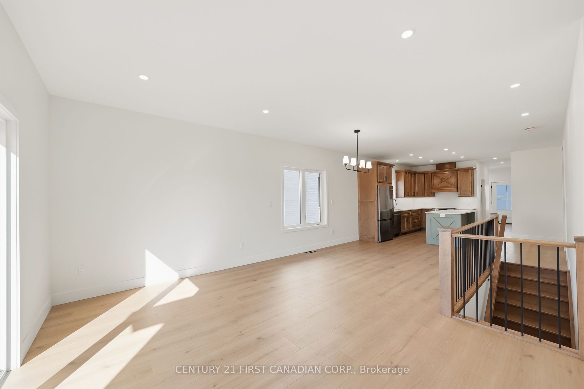 123 Addison Avenue Property Photo 15