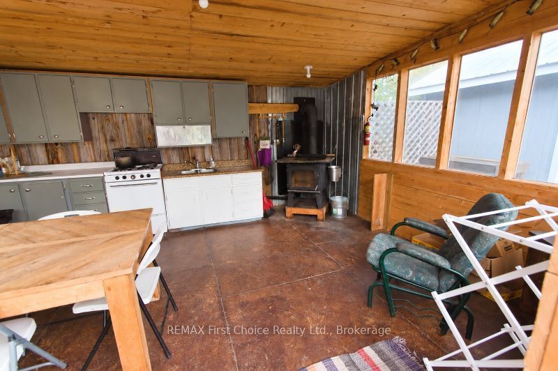214 Eagle Nest Road Property Photo 16