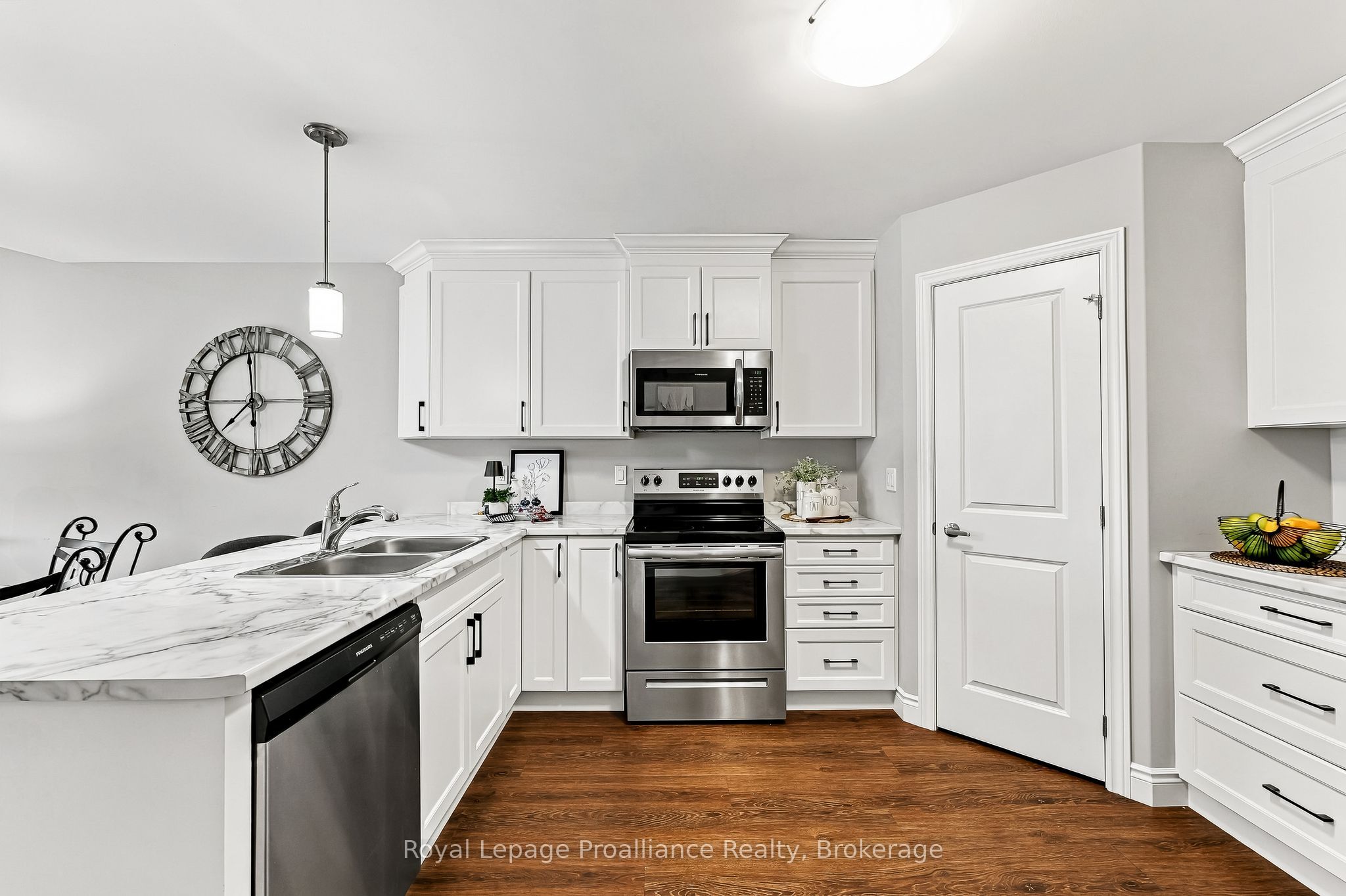 8 Ferris Court Property Photo 7
