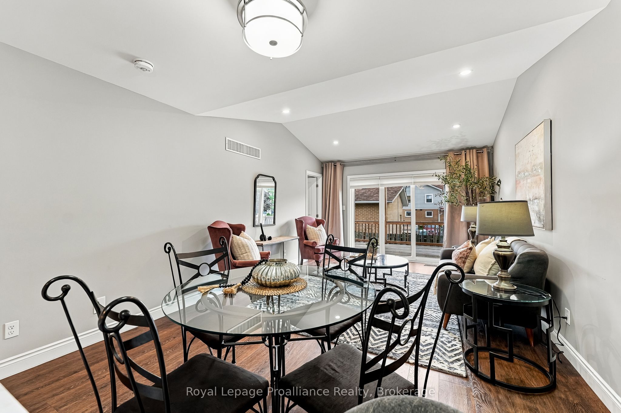 8 Ferris Court Property Photo 13