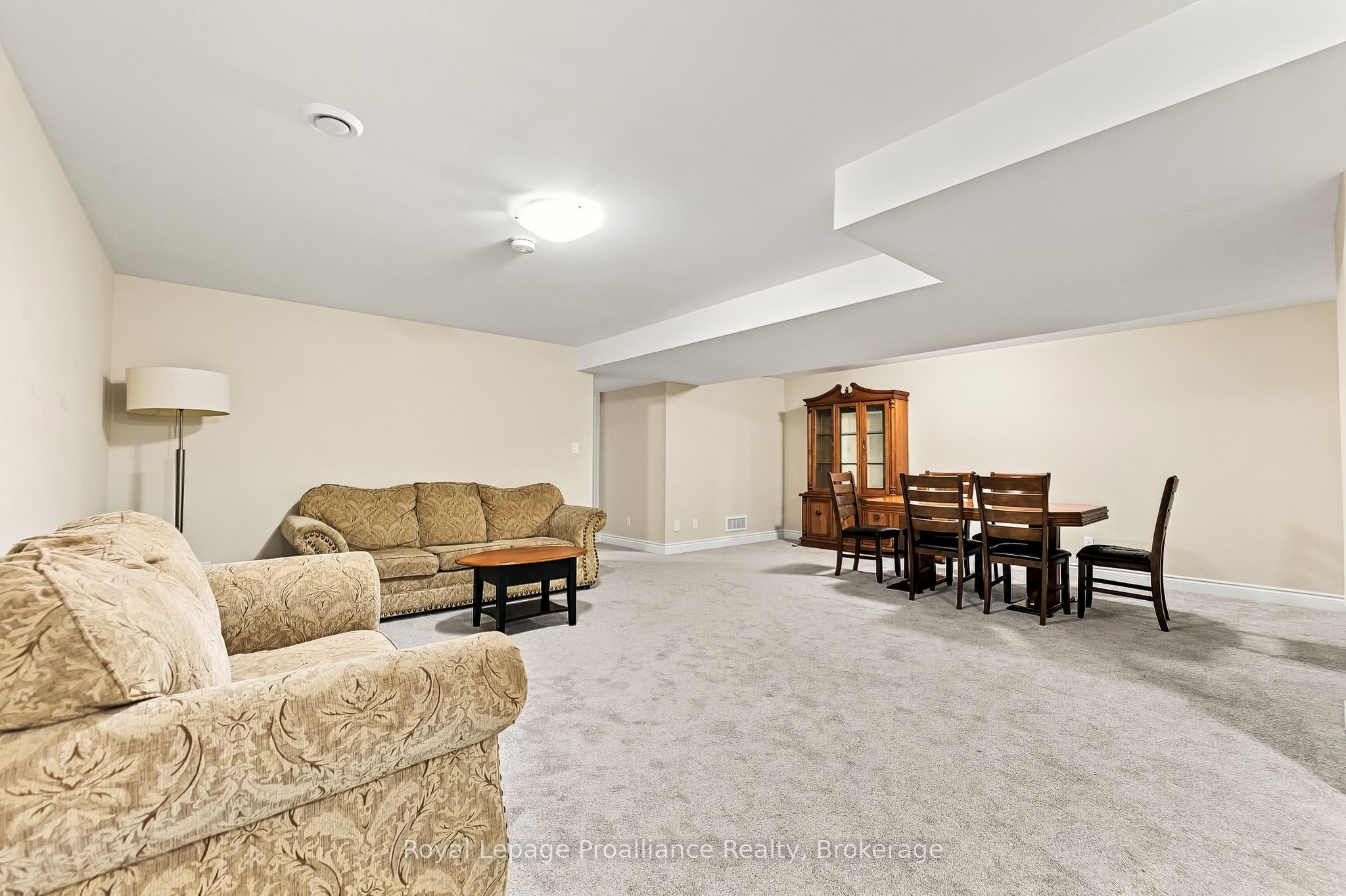 8 Ferris Court Property Photo 25