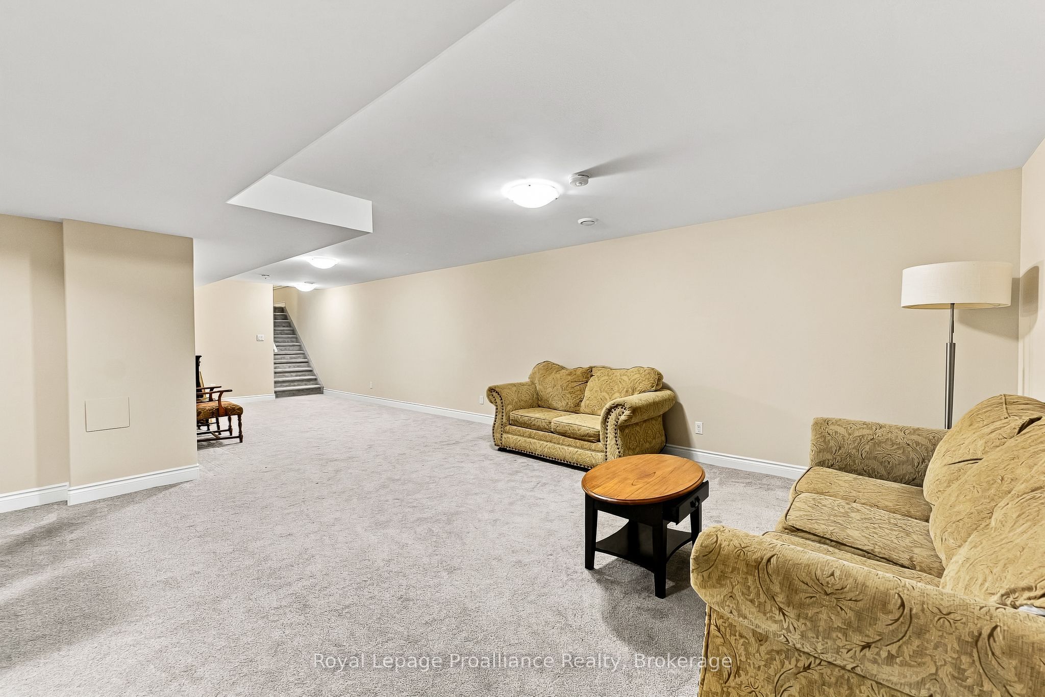 8 Ferris Court Property Photo 28