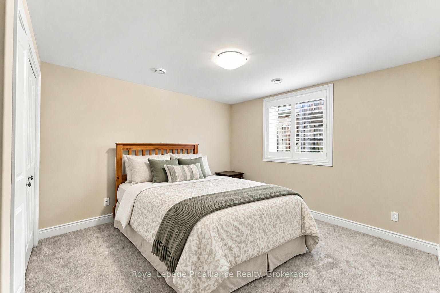 8 Ferris Court Property Photo 31