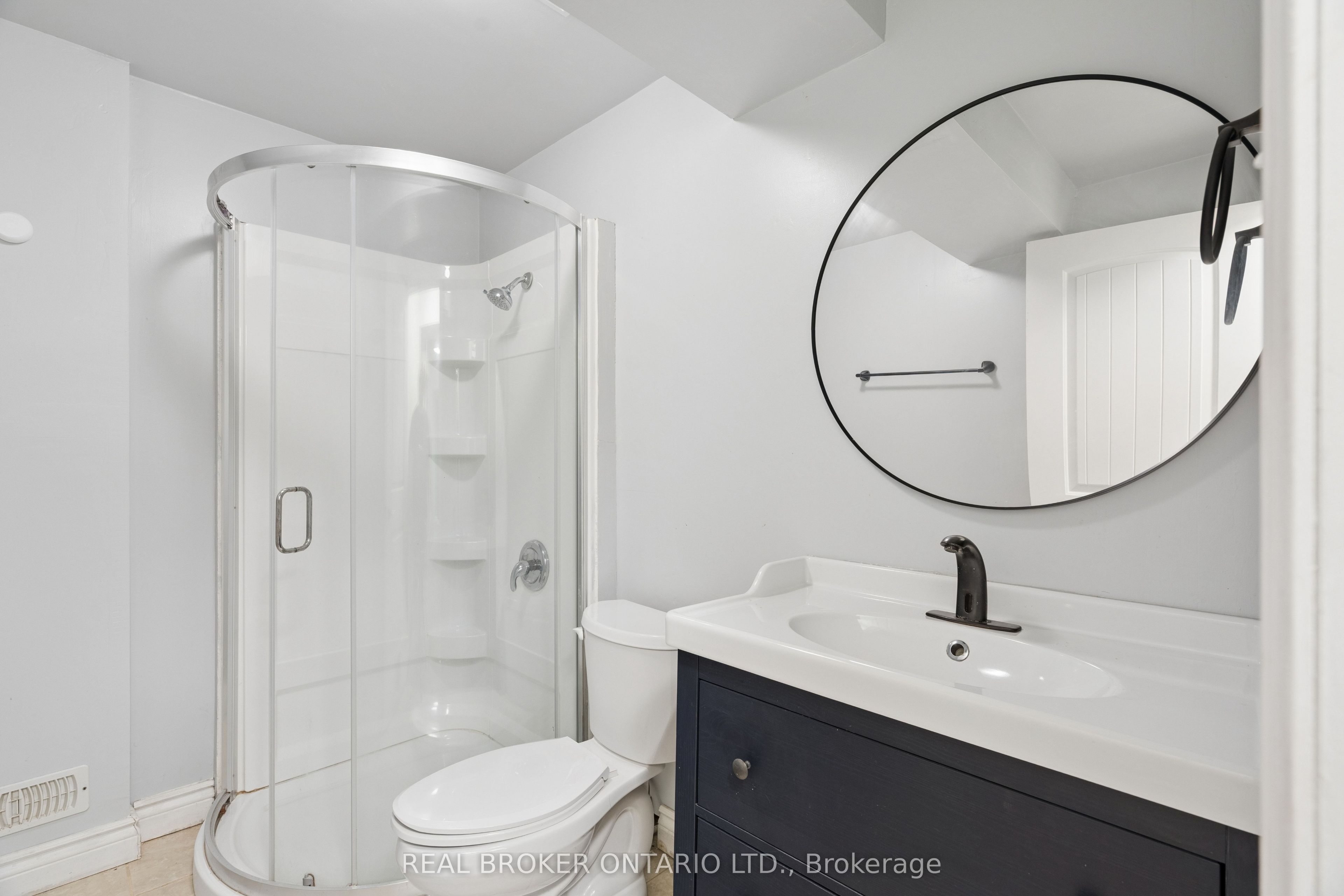 30 Kingsbury Square Property Photo 28