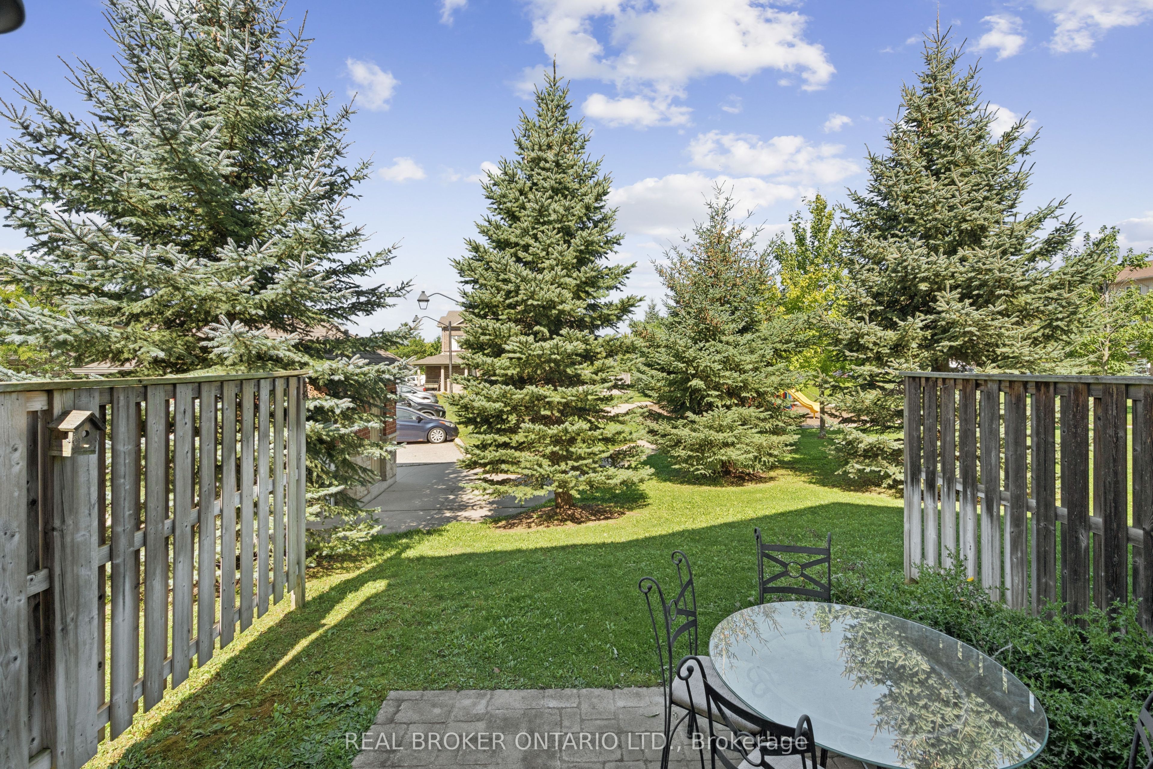 30 Kingsbury Square Property Photo 29