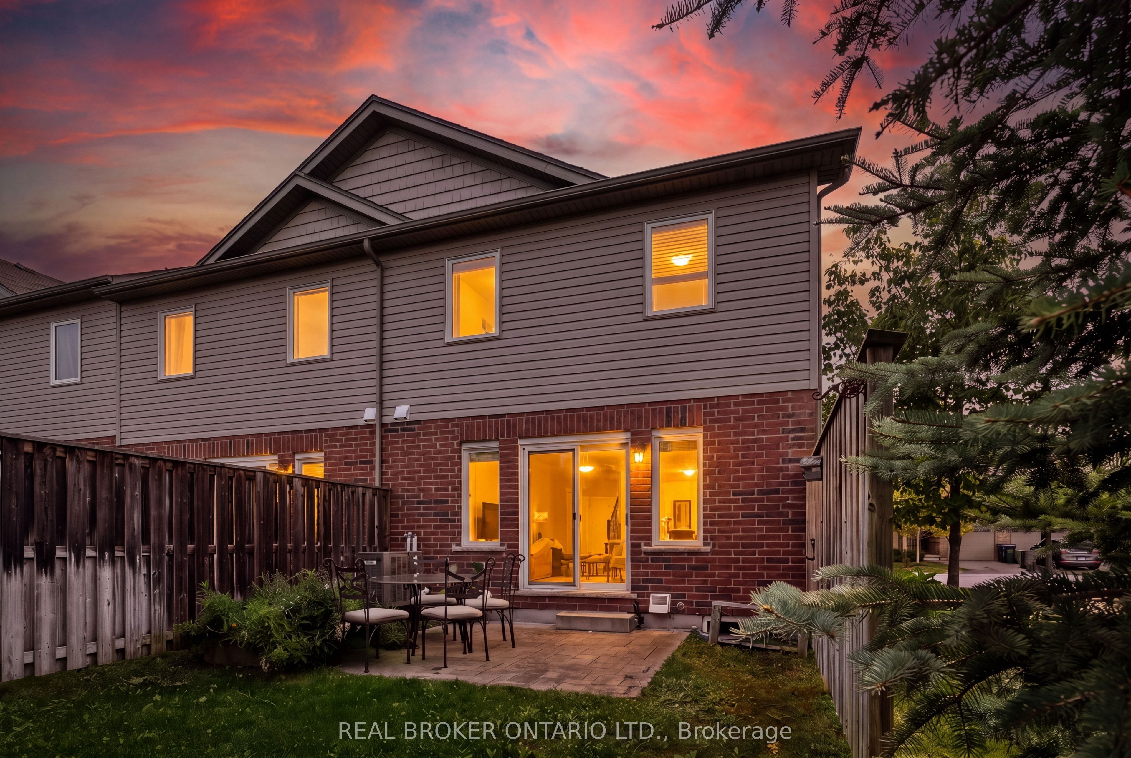 30 Kingsbury Square Property Photo 30