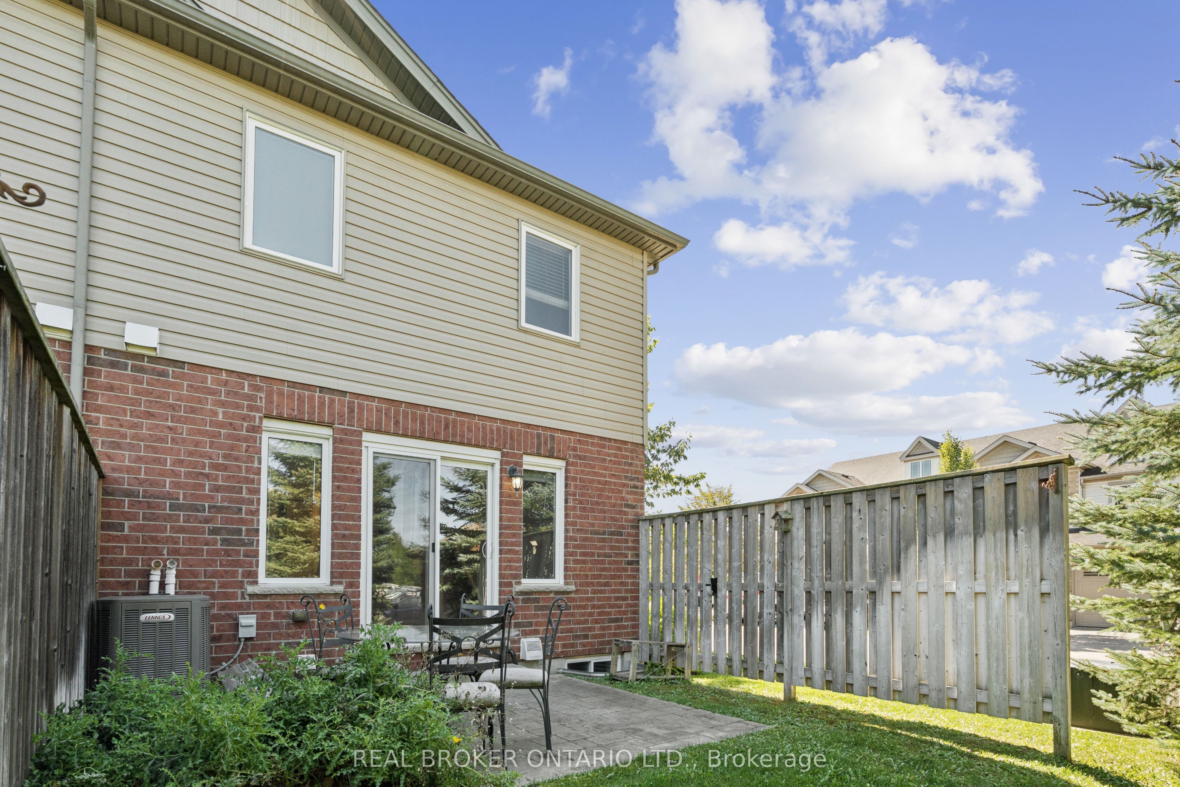30 Kingsbury Square Property Photo 31