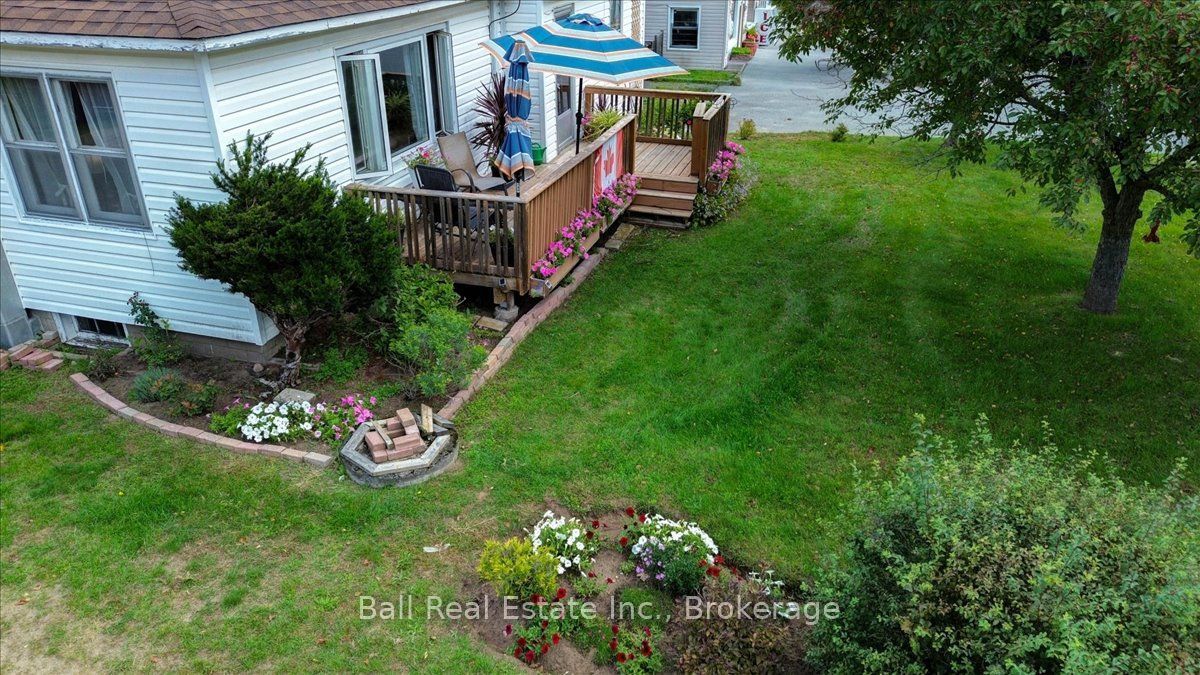 5608 County Road 620 Road Property Photo 2