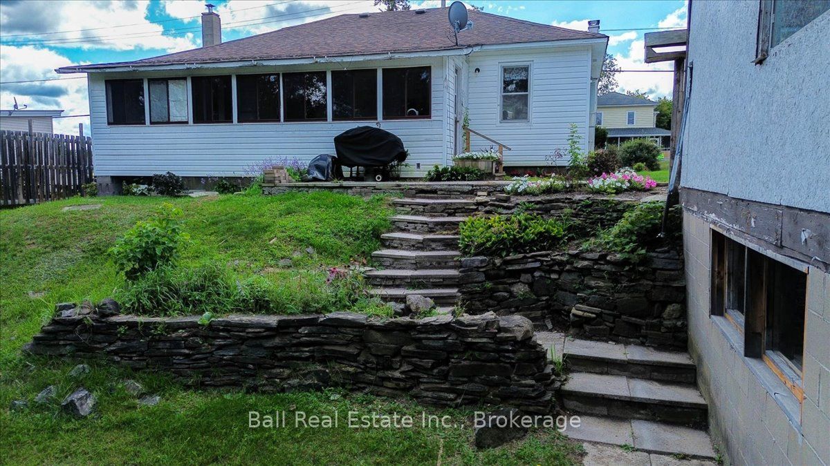 5608 County Road 620 Road Property Photo 5
