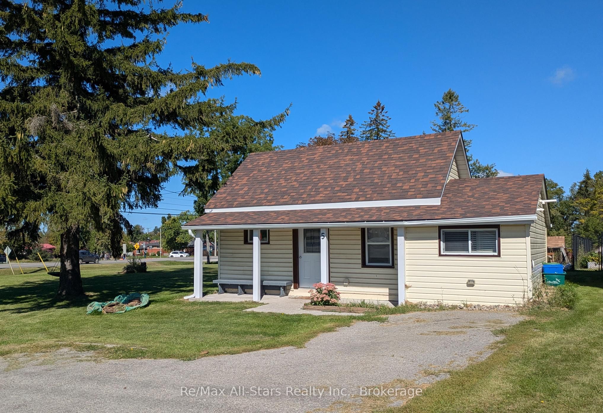 5-7 Weldon Road Property Photo 6