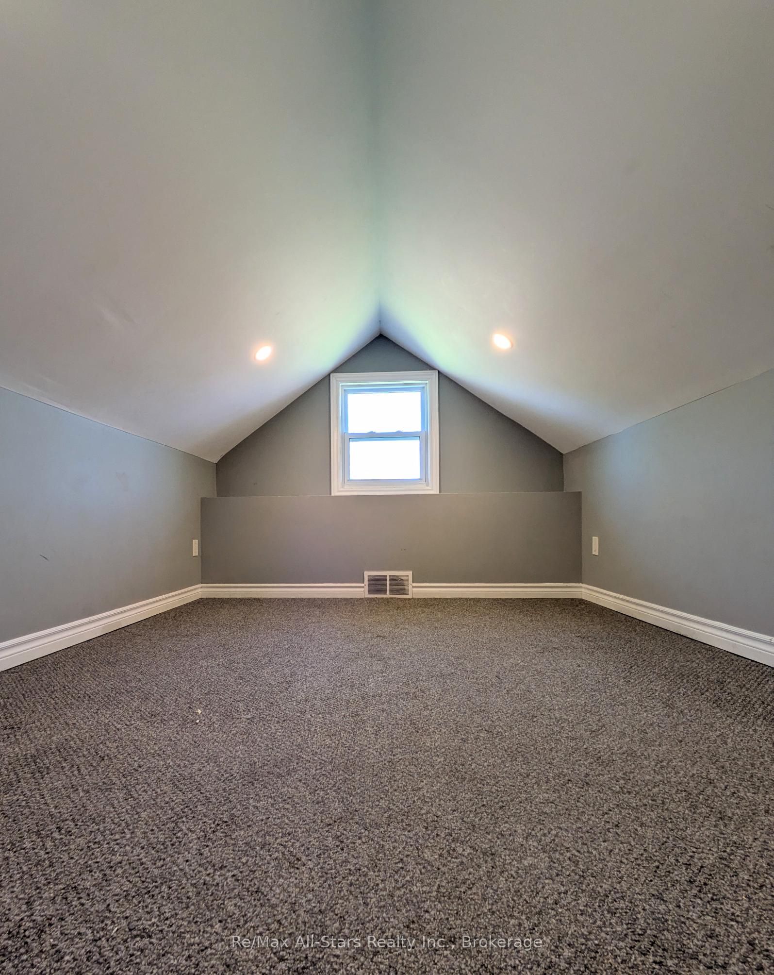 5-7 Weldon Road Property Photo 16