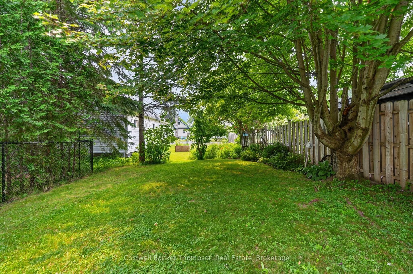 15 Sabrina Park Drive Property Photo 36