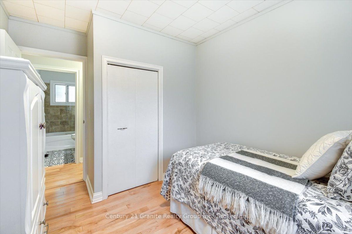 5 Forest Hill Road Property Photo 24