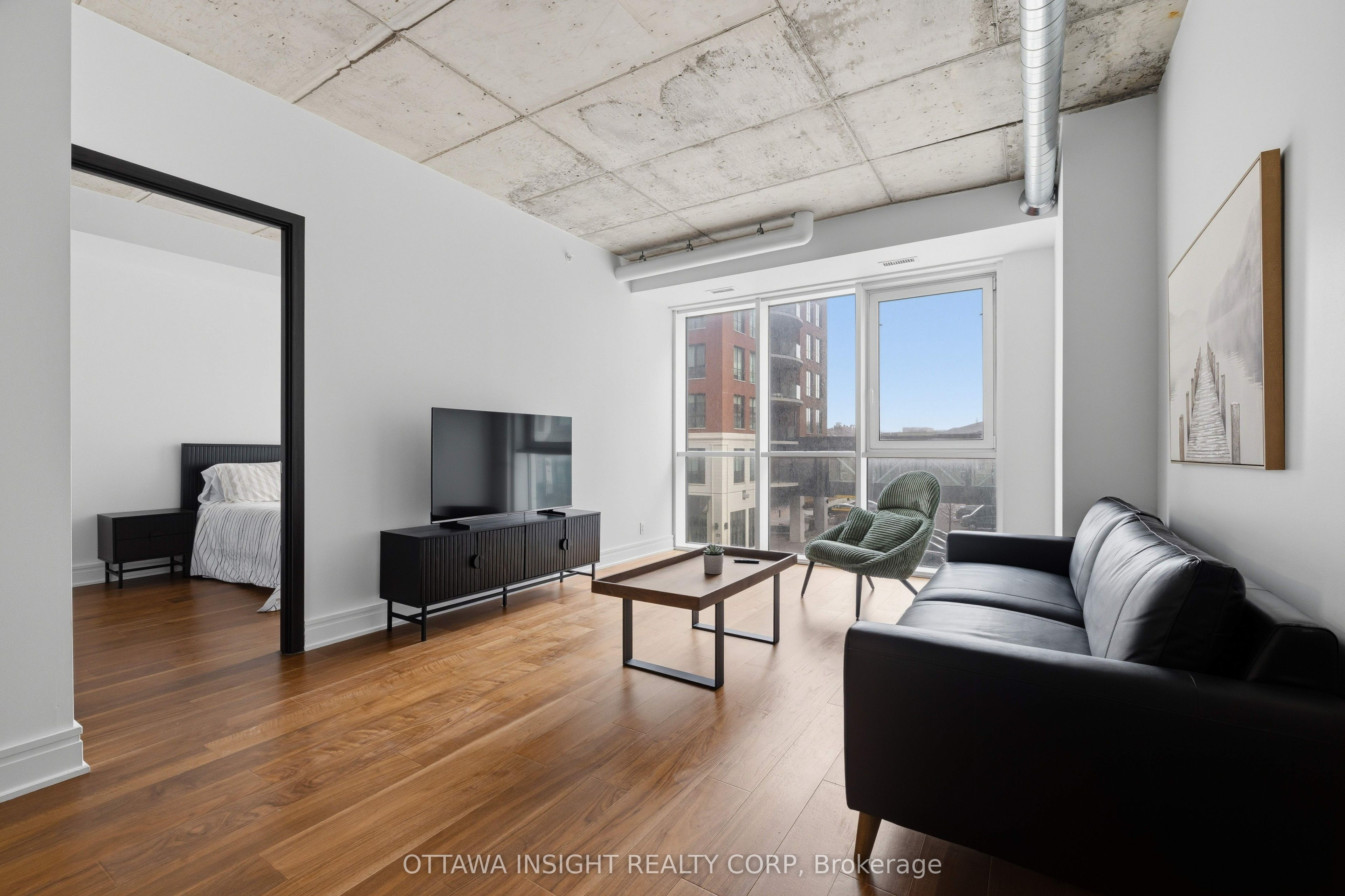 150 Marketplace Avenue Ht1.5h Property Photo 2