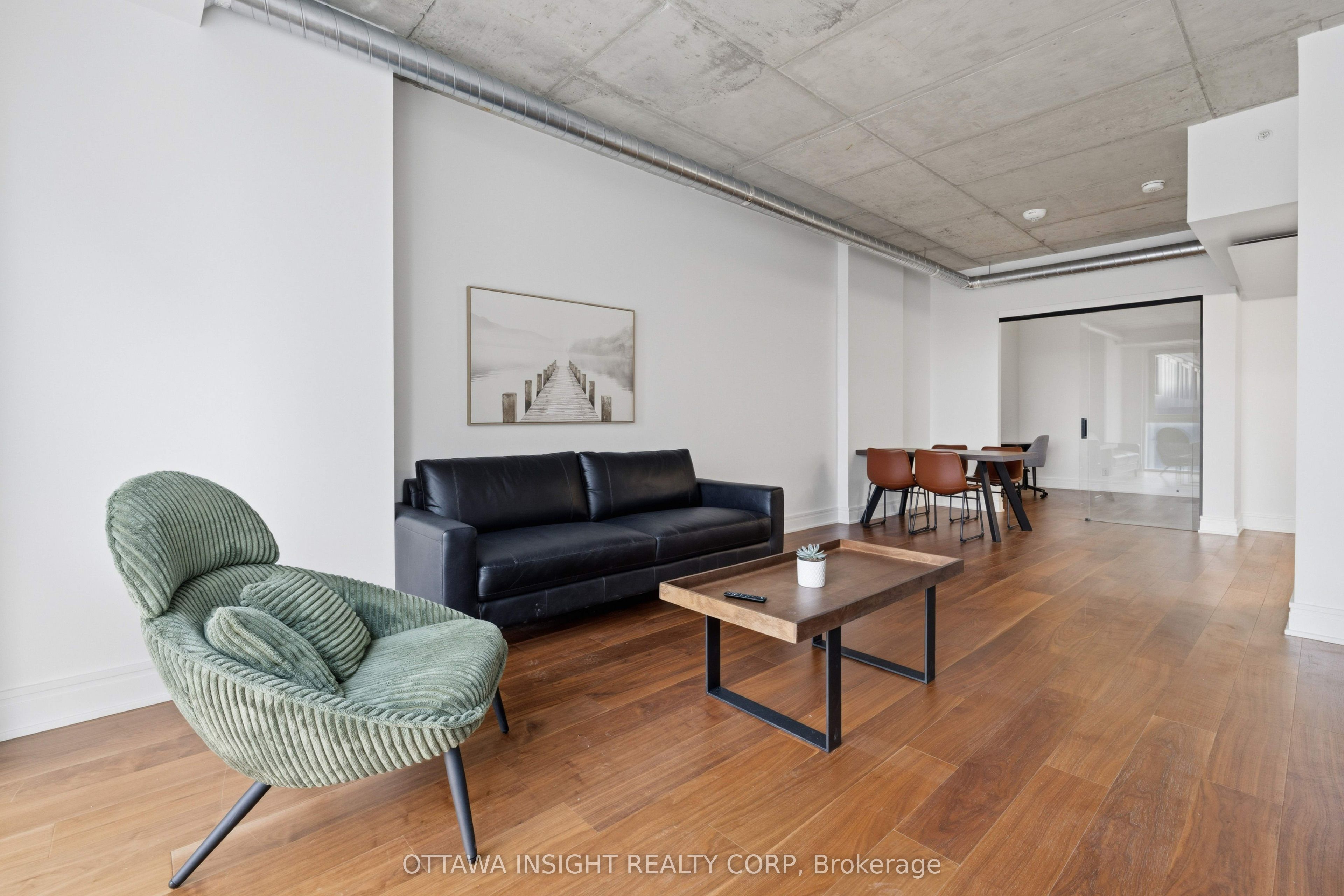 150 Marketplace Avenue Ht1.5h Property Photo 3