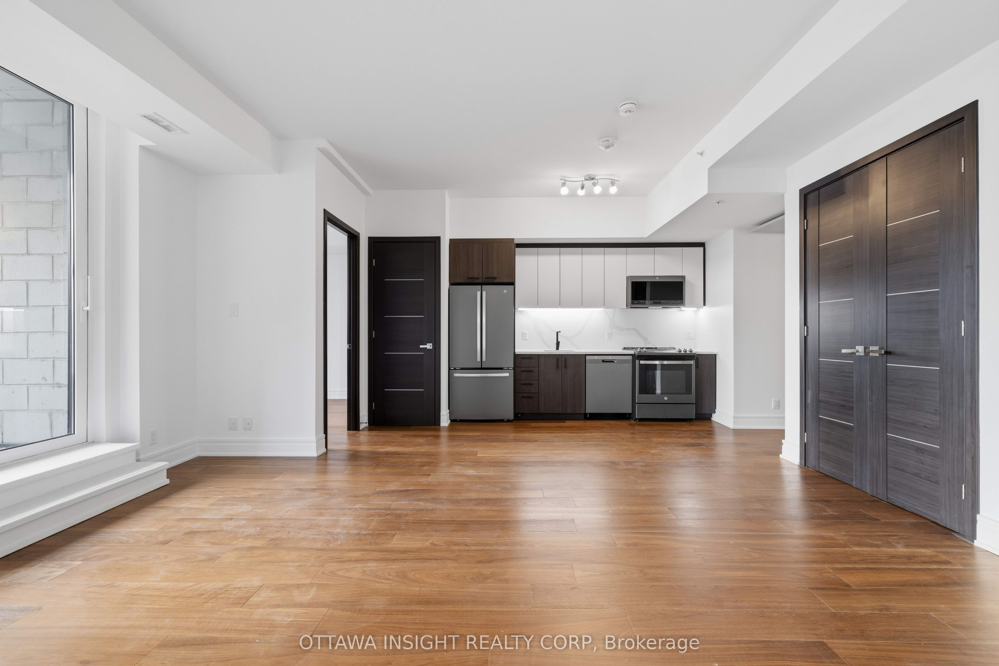 150 Marketplace Avenue Ht2e Property Photo 4