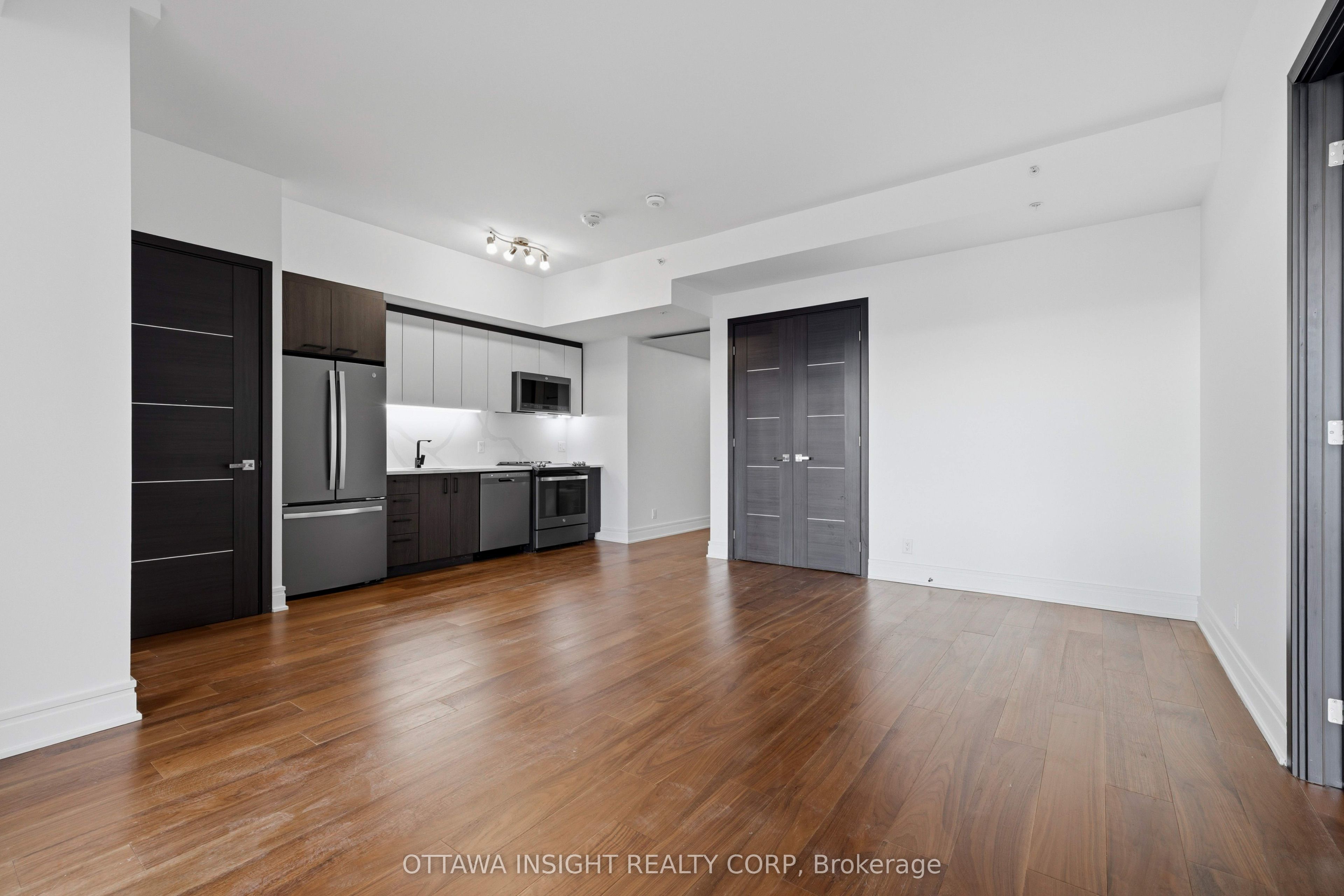 150 Marketplace Avenue Ht2e Property Photo 6
