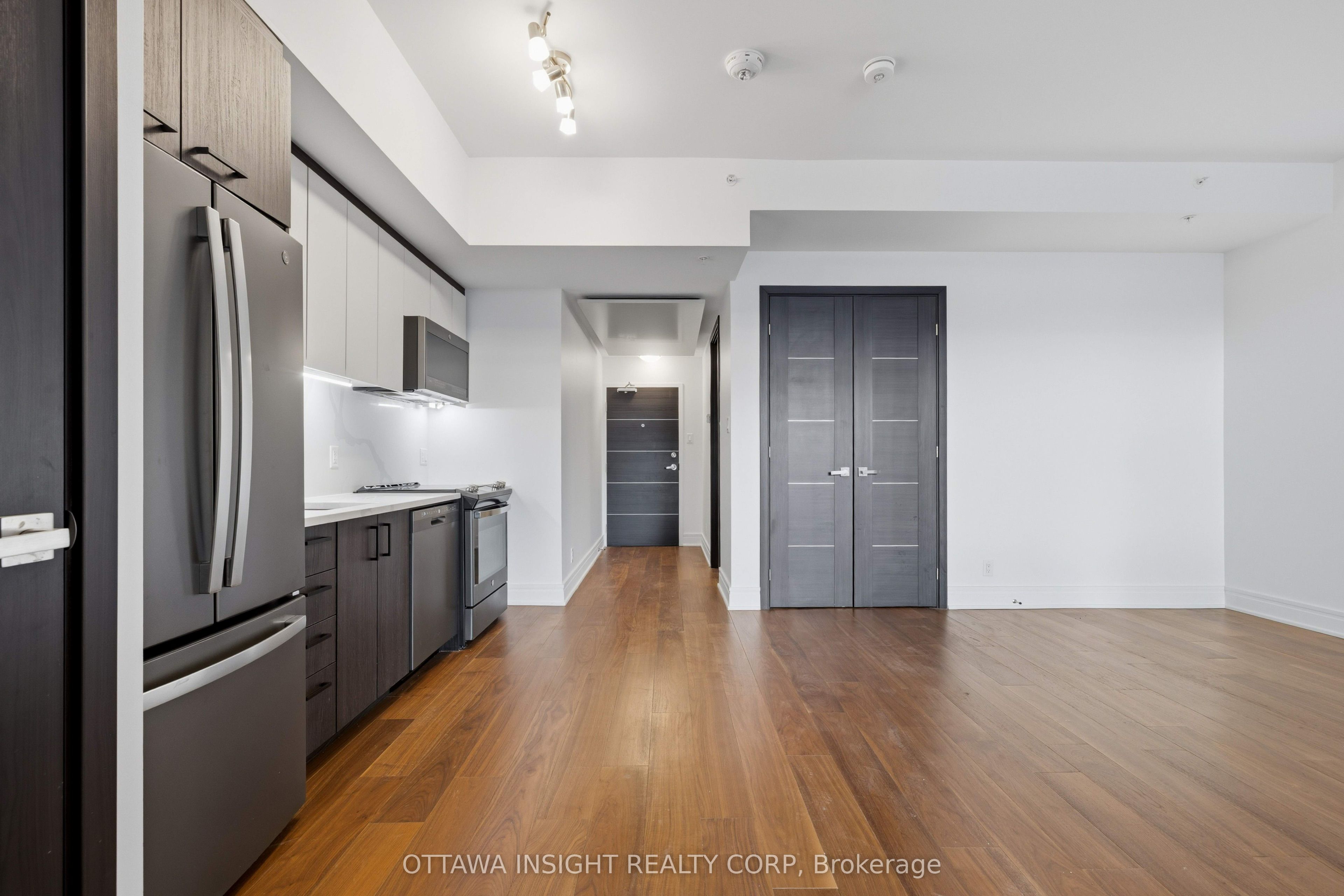 150 Marketplace Avenue Ht2e Property Photo 8