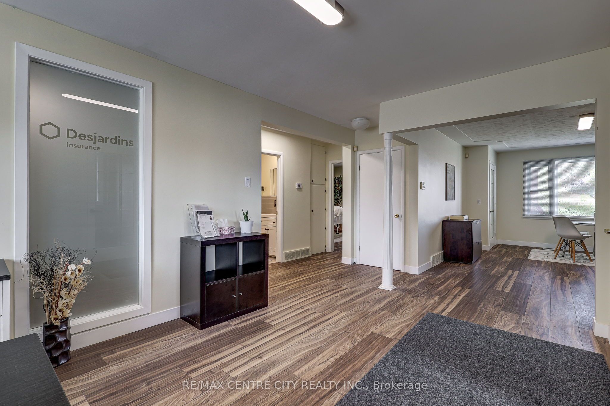 587 Lambton Street Property Photo 13