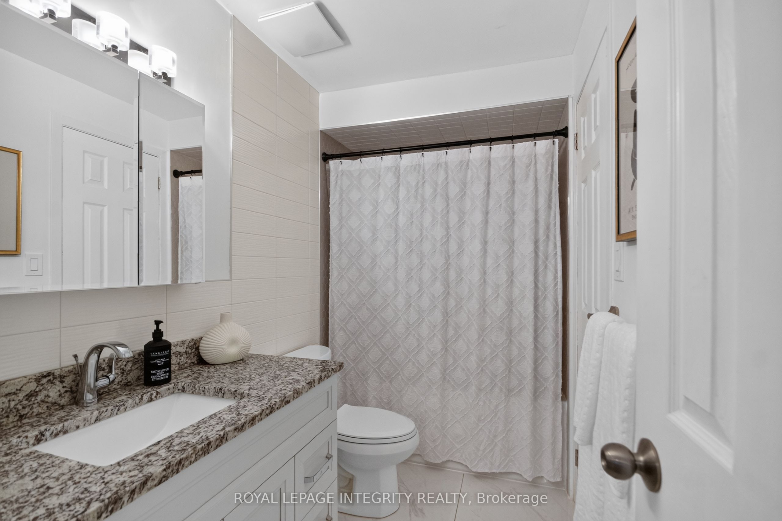 209 Sherway Drive Property Photo 33
