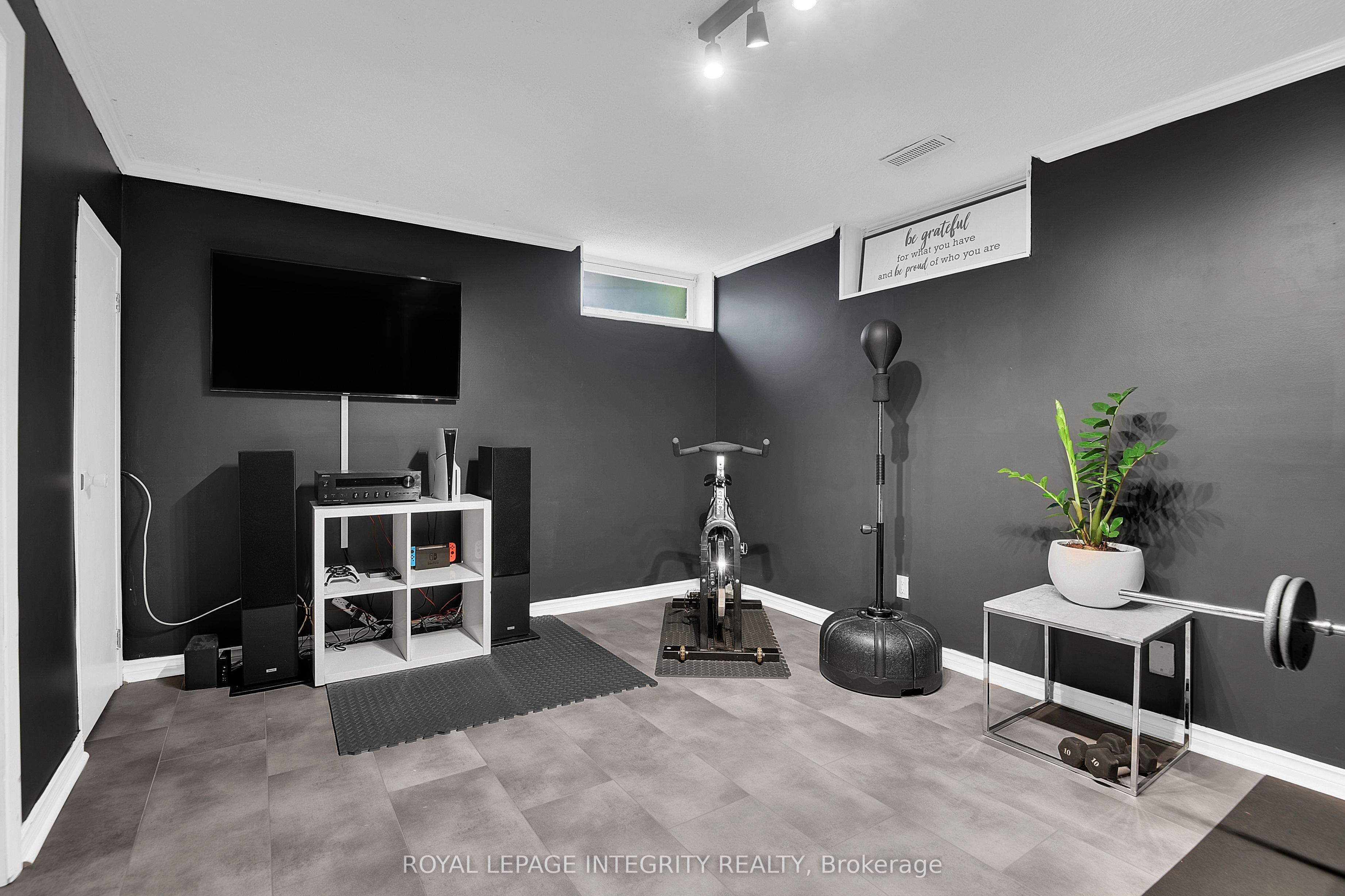 209 Sherway Drive Property Photo 36