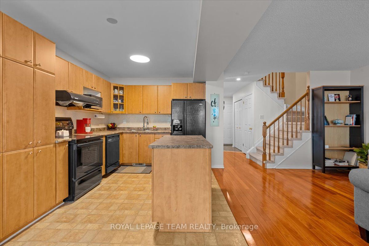 115 Fairlop Way Property Photo 14