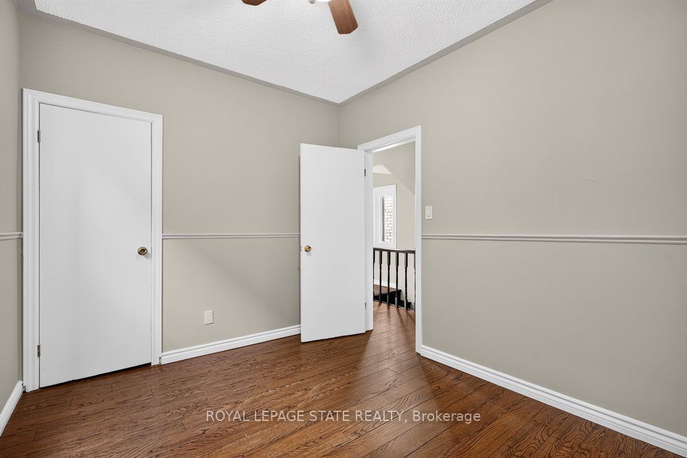 23 Garfield Avenue N Property Photo 30