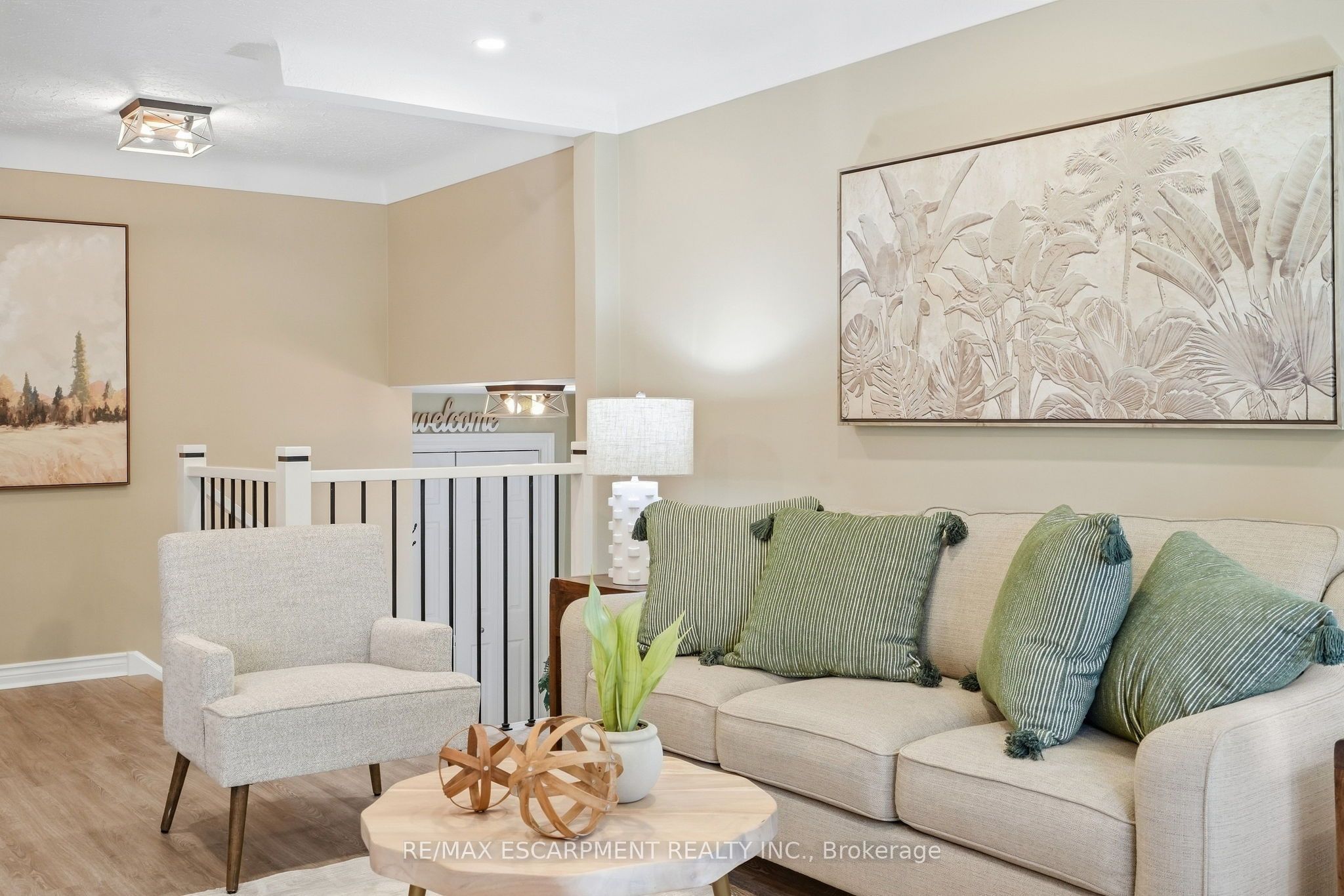 39 Rosemount Avenue Property Photo 9