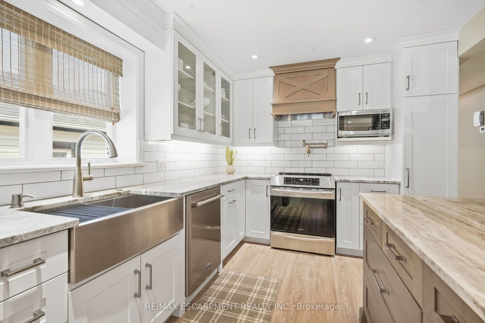 39 Rosemount Avenue Property Photo 20