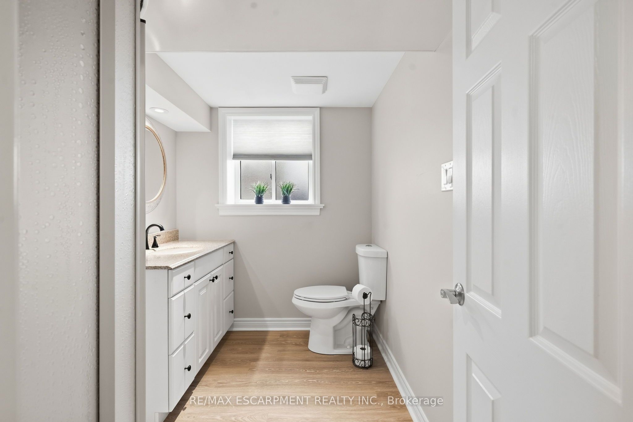 39 Rosemount Avenue Property Photo 35