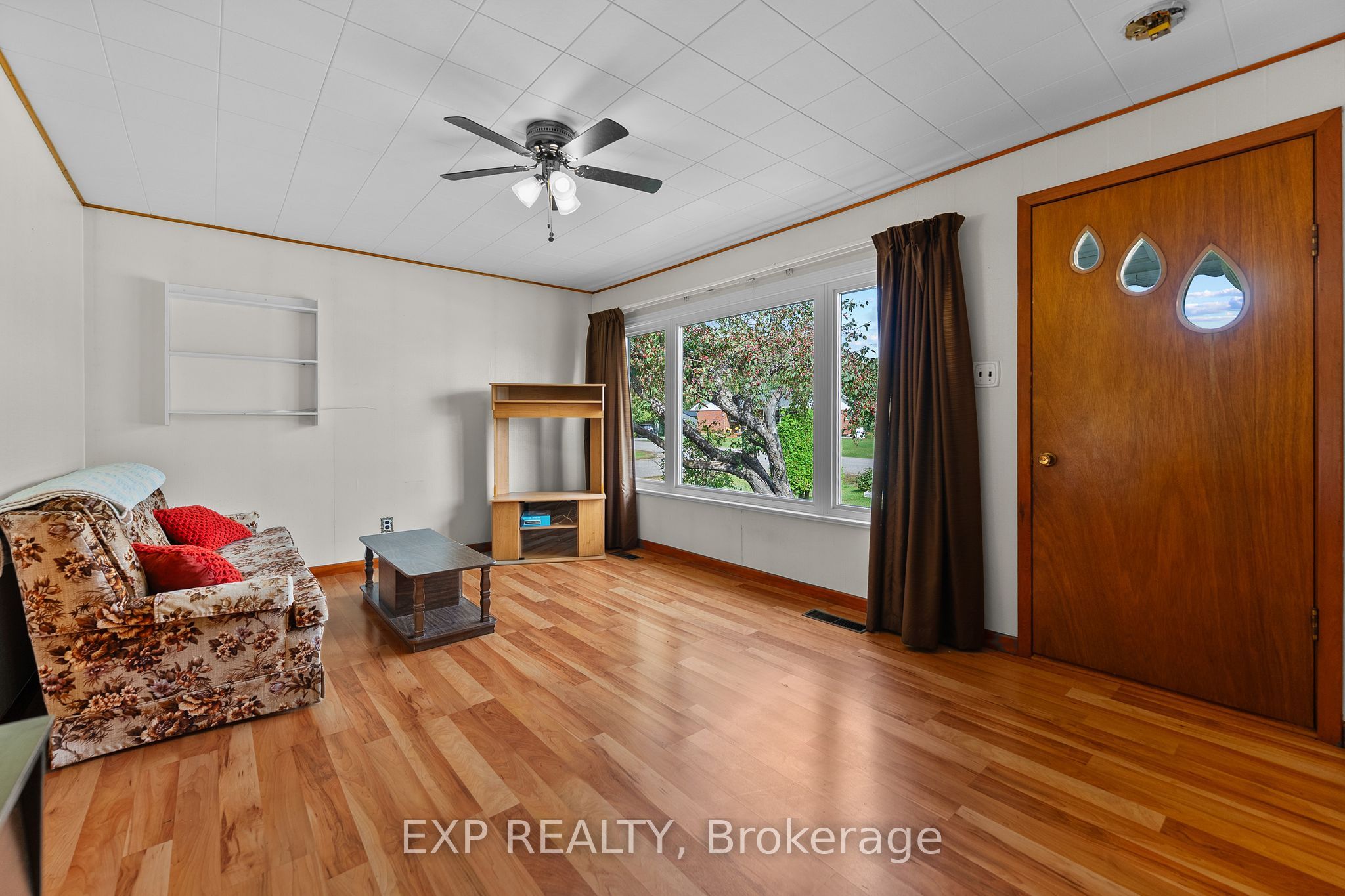 17 Casey Street Property Photo 11
