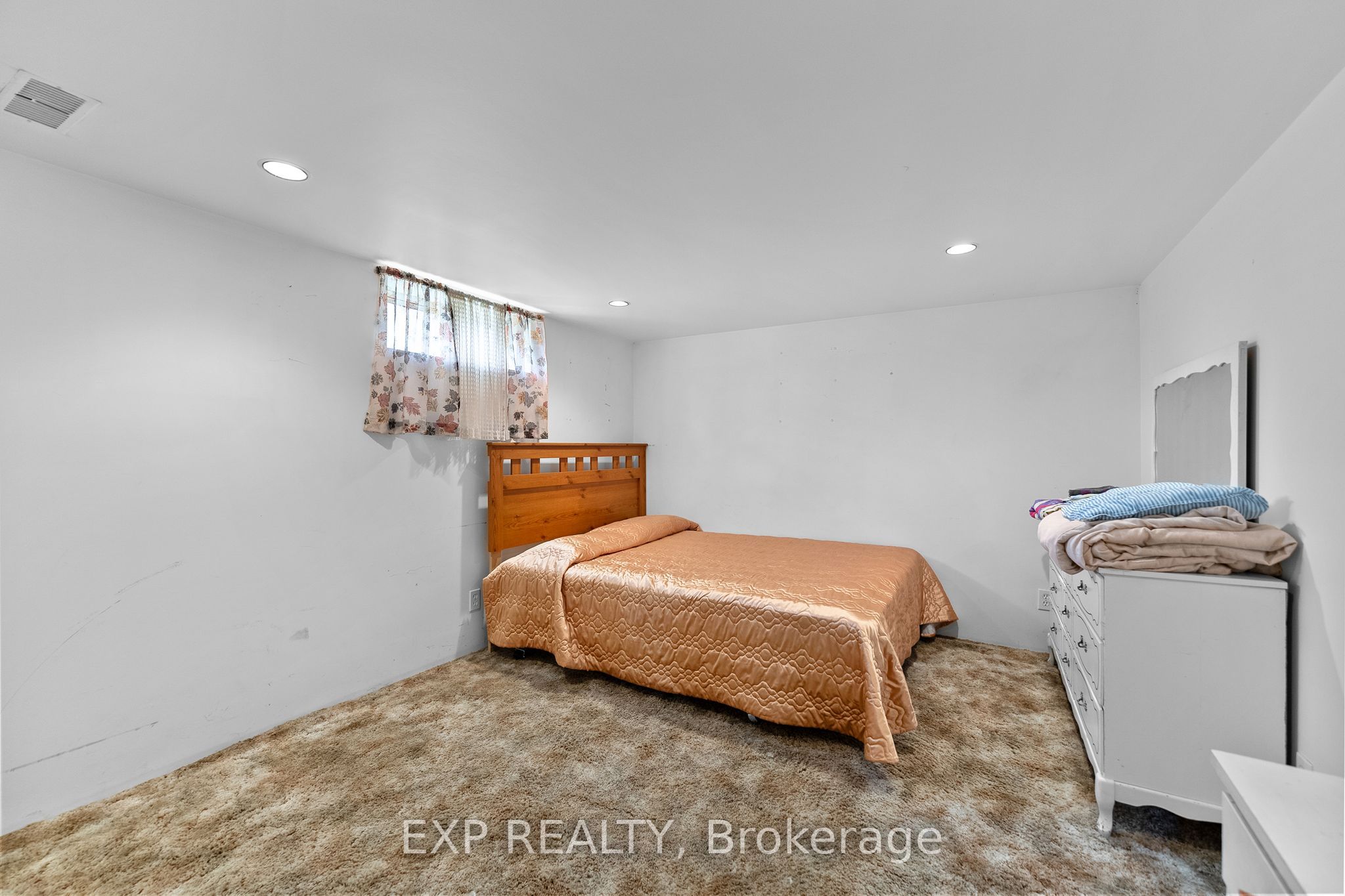 17 Casey Street Property Photo 20