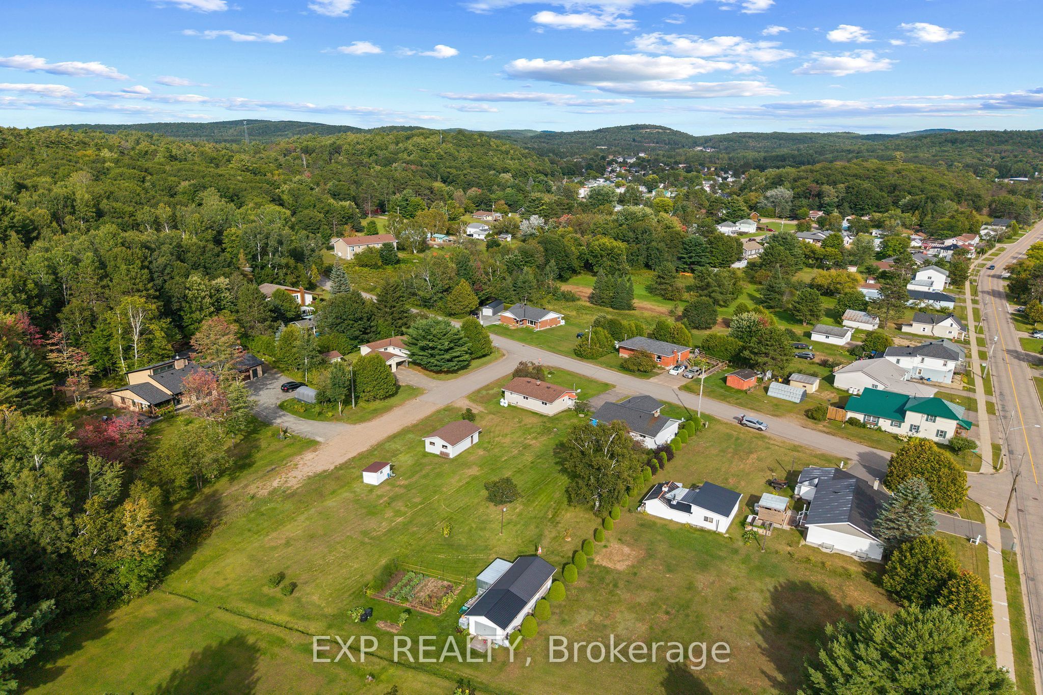 17 Casey Street Property Photo 39