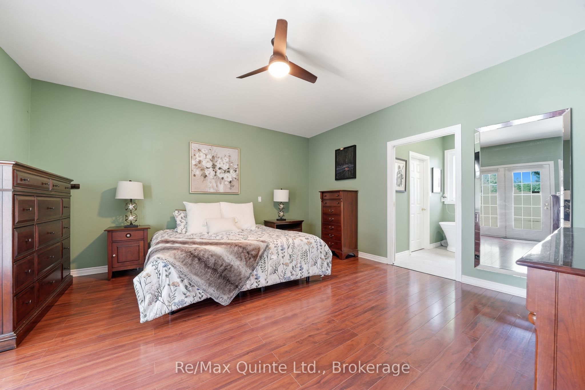 35 Penny Lane Property Photo 26