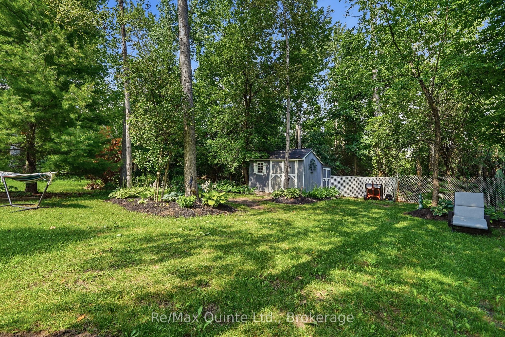 35 Penny Lane Property Photo 43