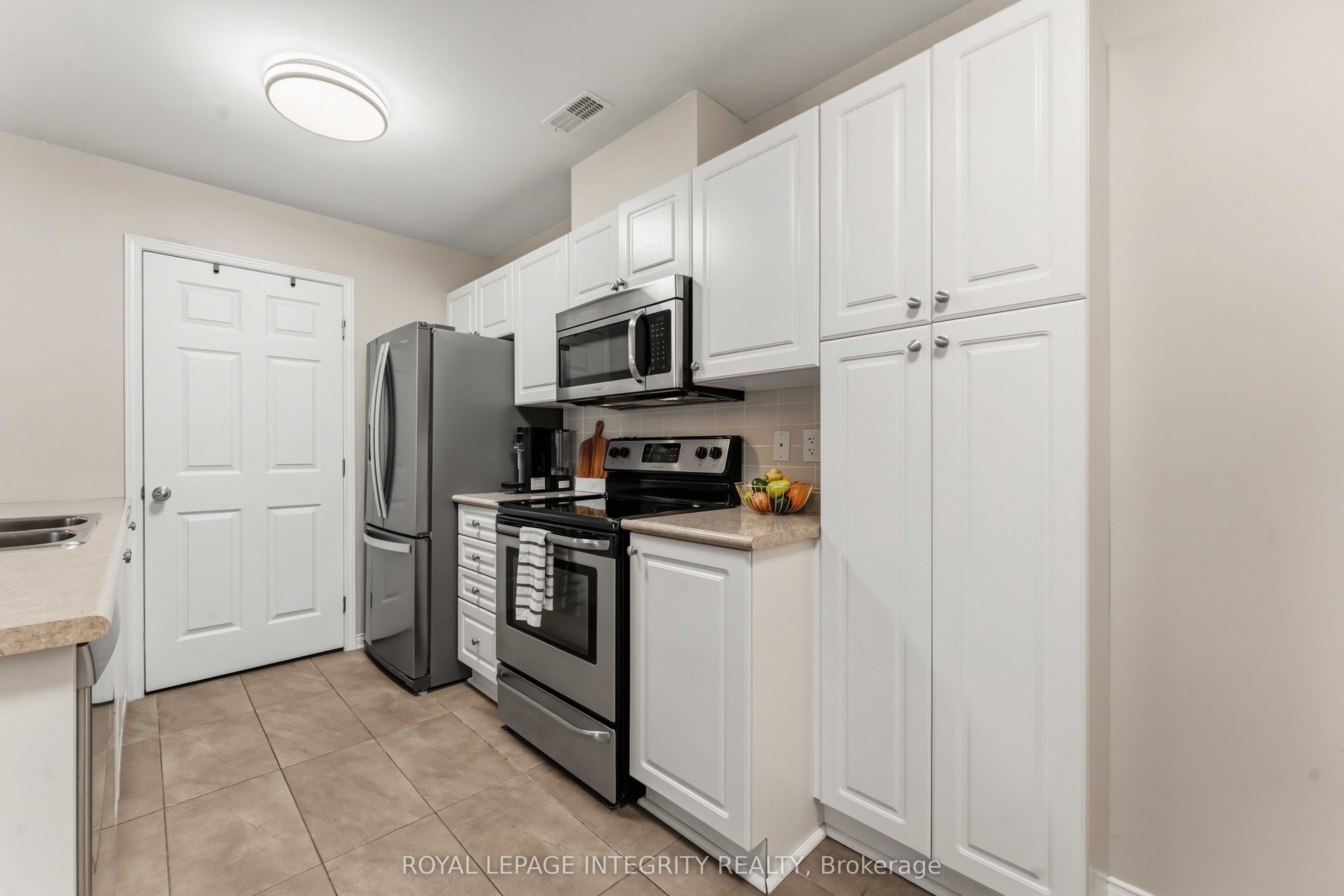 100 Artesa Private D Property Photo 17