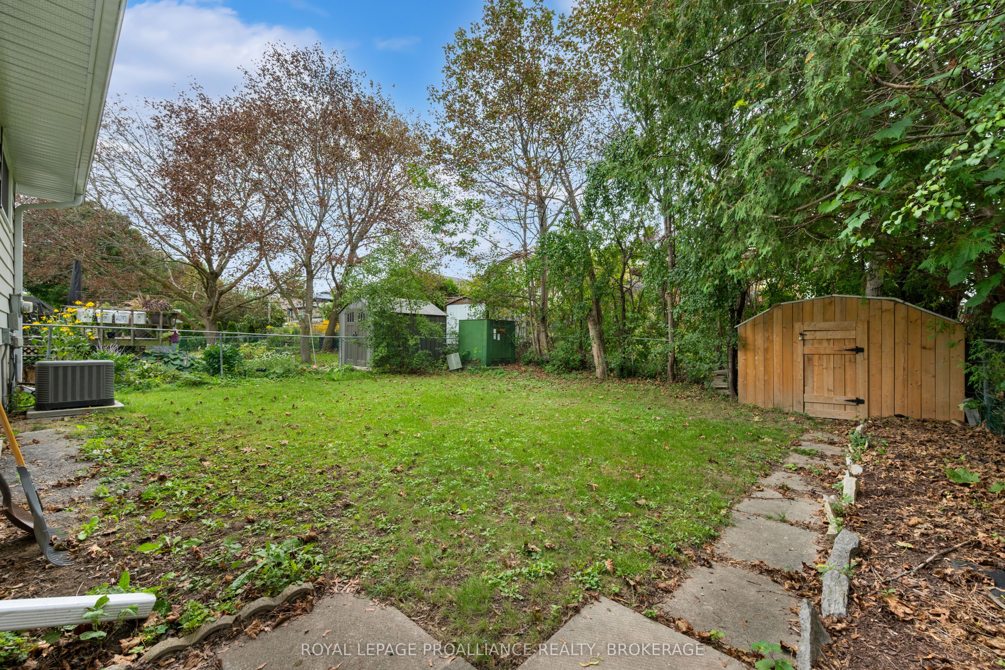78 Guthrie Drive Property Photo 2
