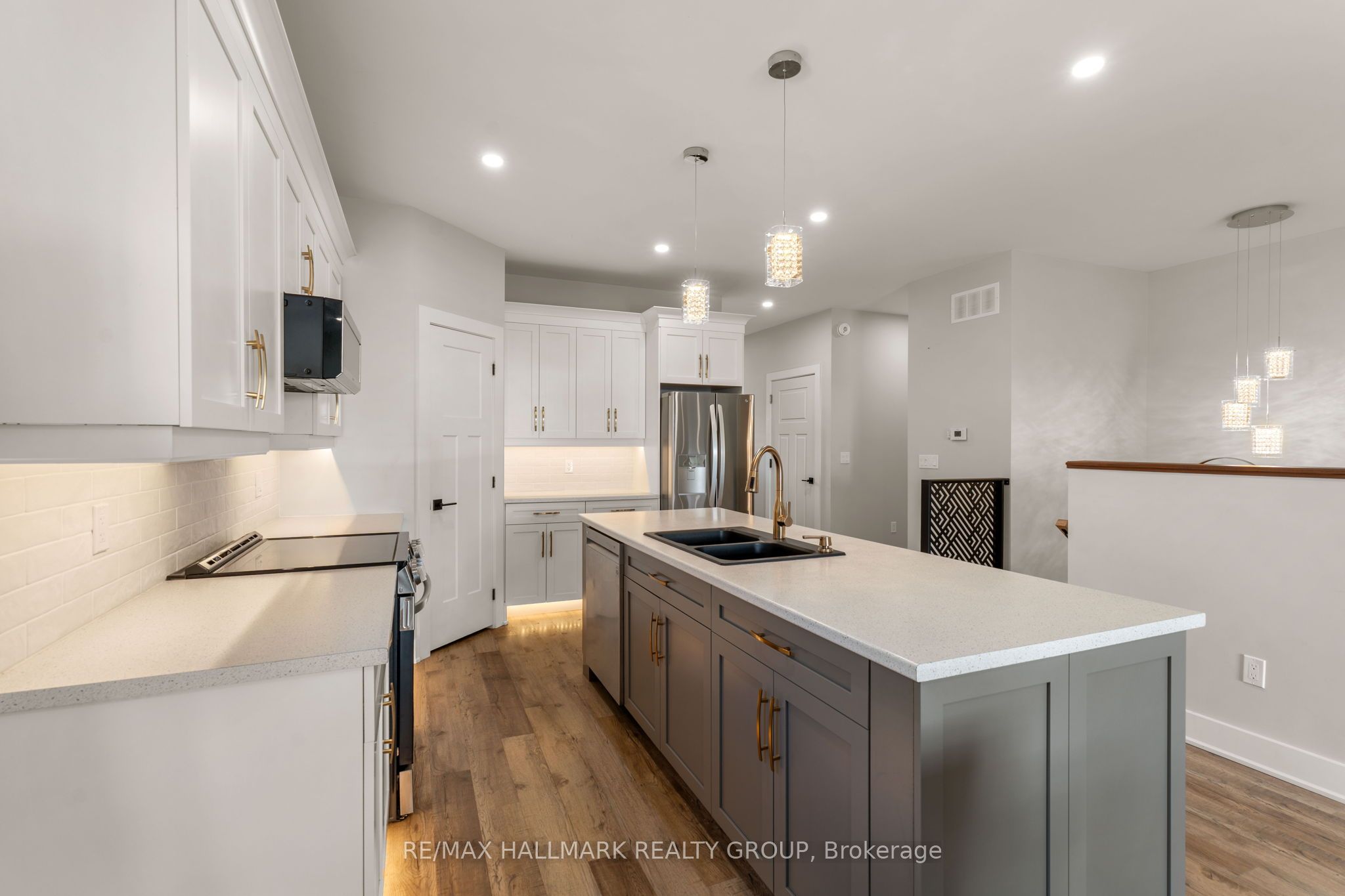 58 Adelaide Street Property Photo 13