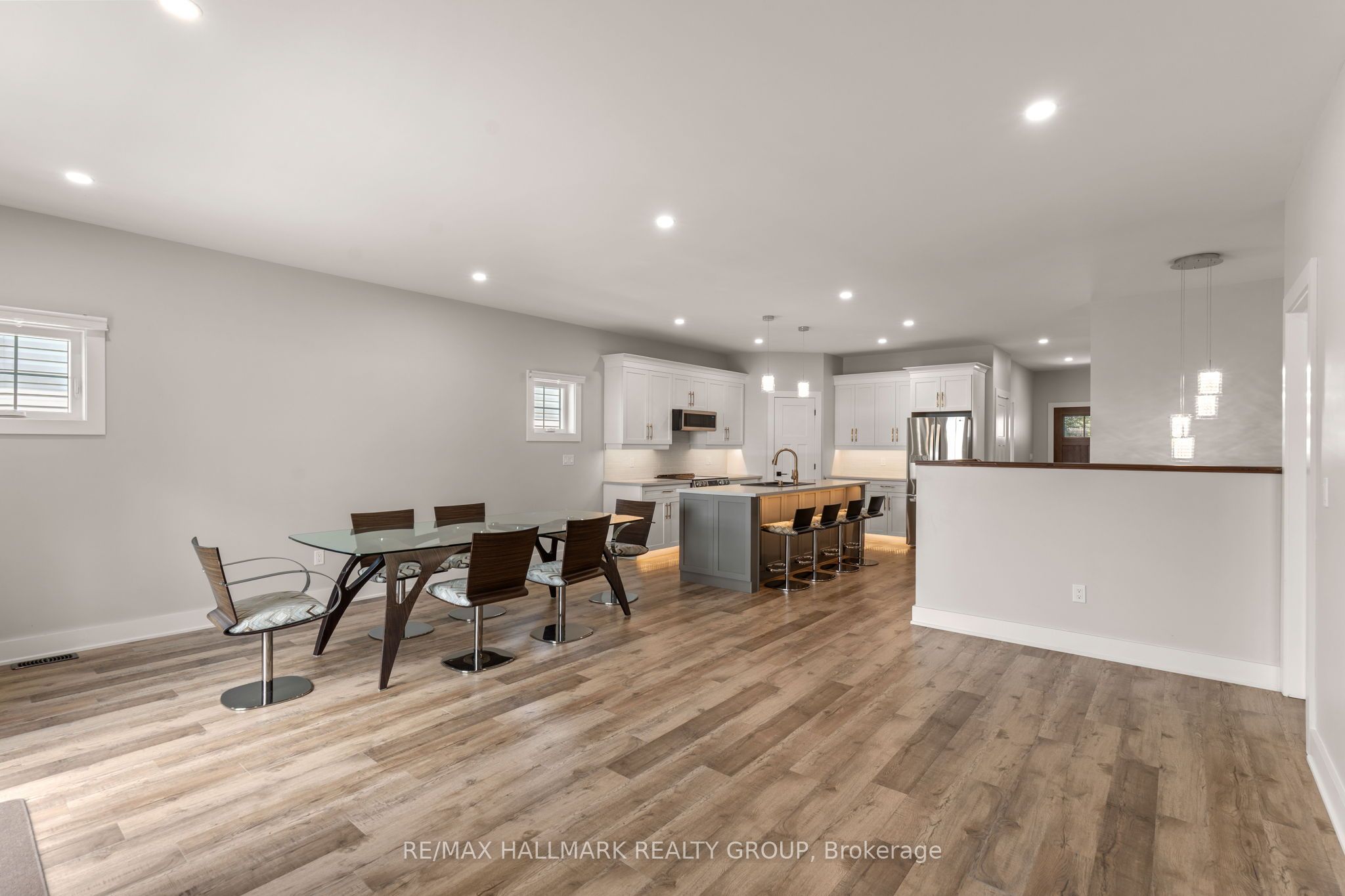 58 Adelaide Street Property Photo 22