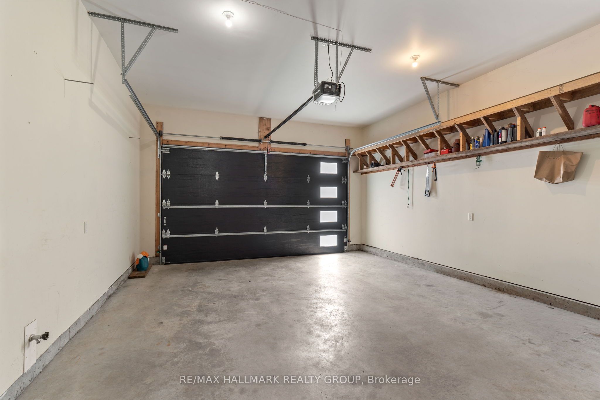 58 Adelaide Street Property Photo 42