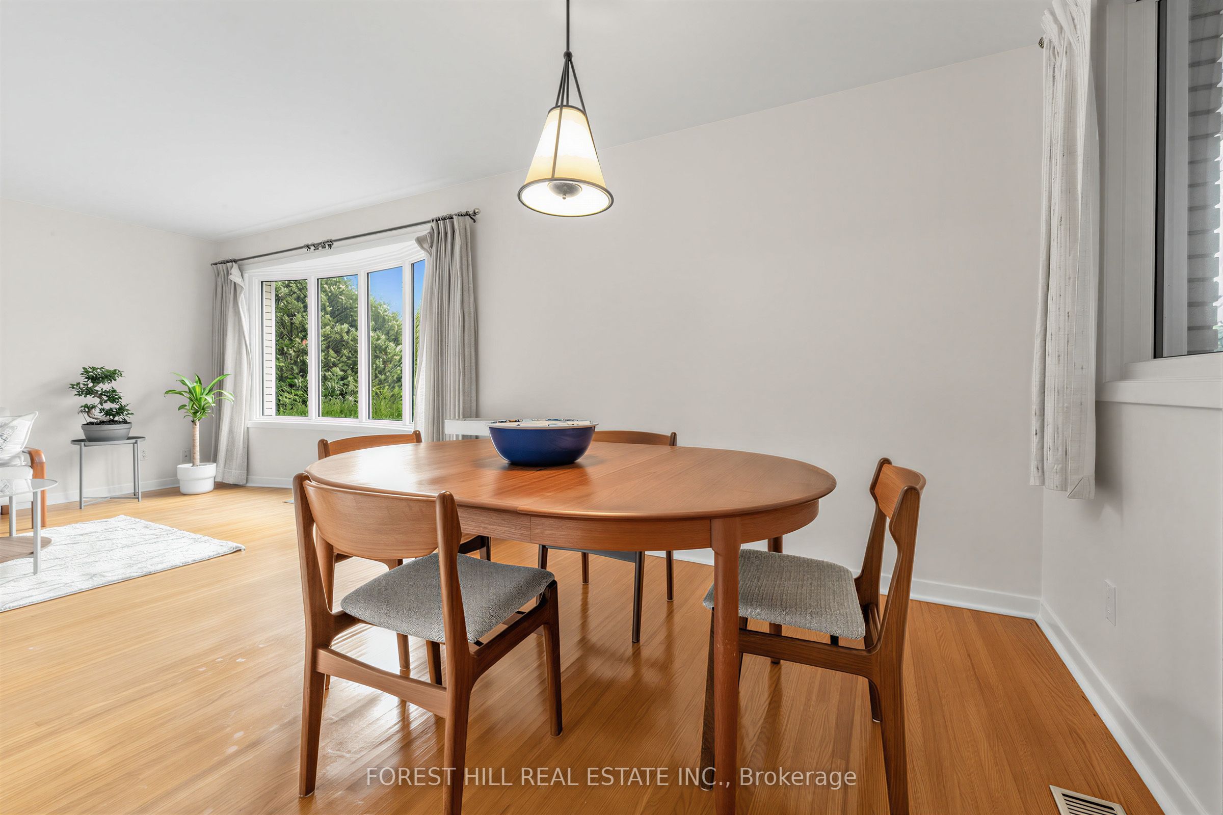 56 Little John Road Property Photo 8