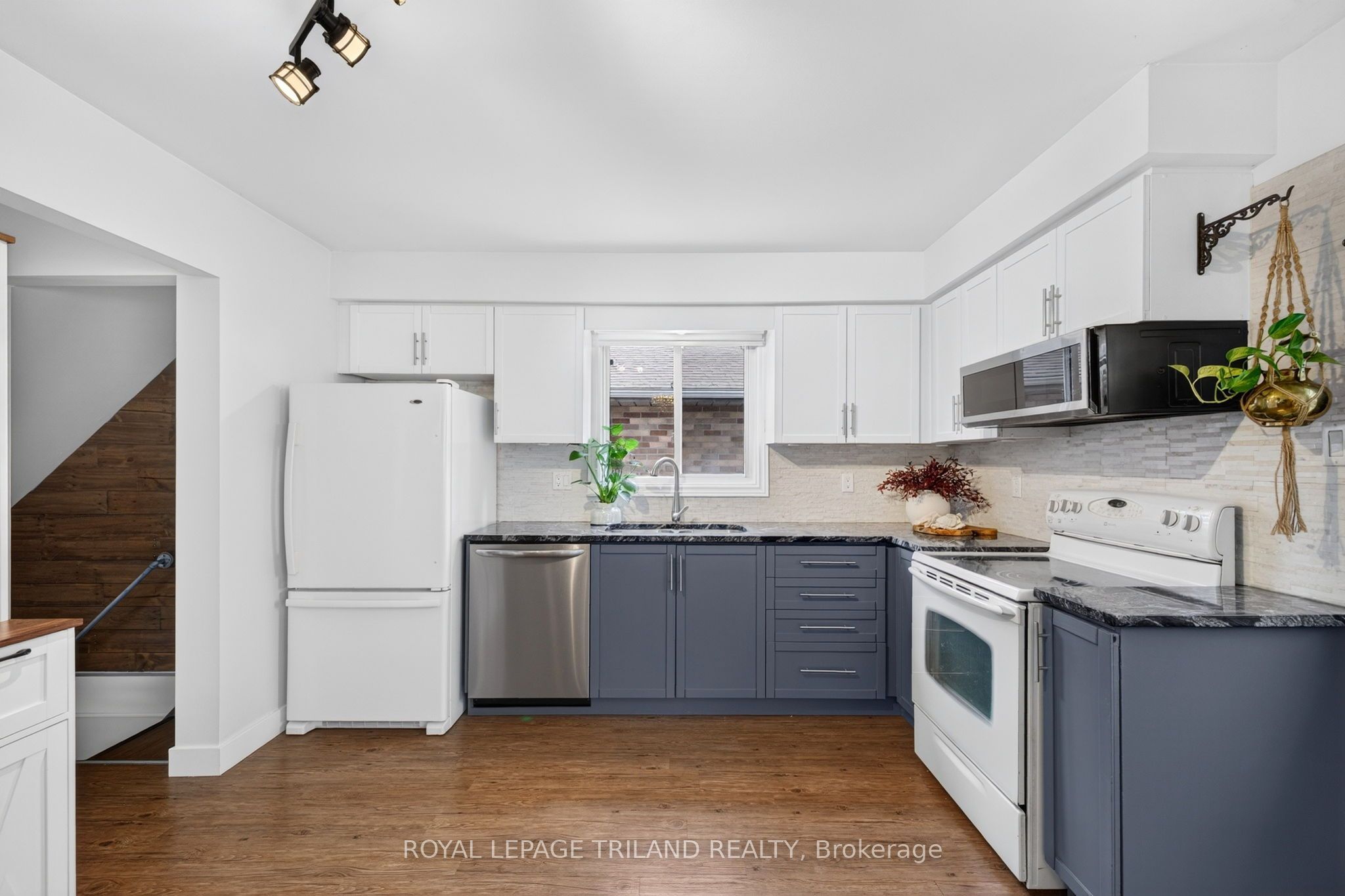44 Speight Crescent Property Photo 16