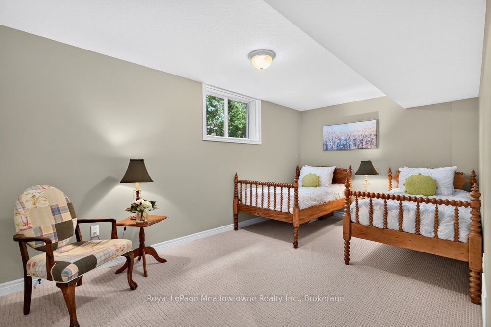 100 Sammon Drive Property Photo 41
