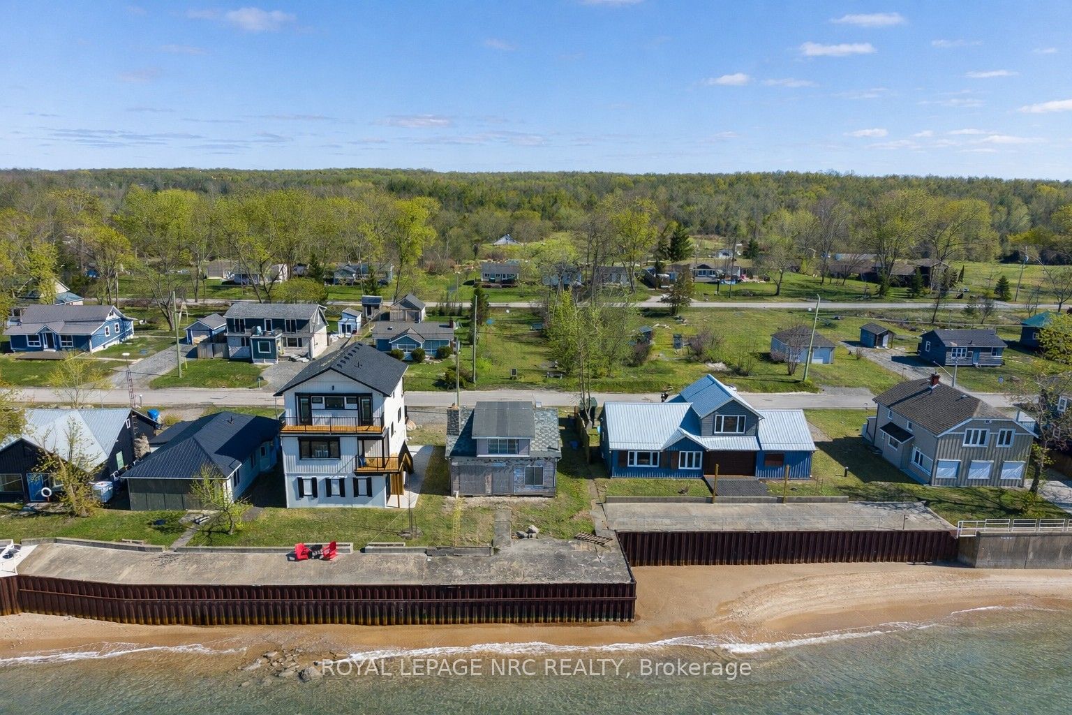 11573 Beach Road E Property Photo 3