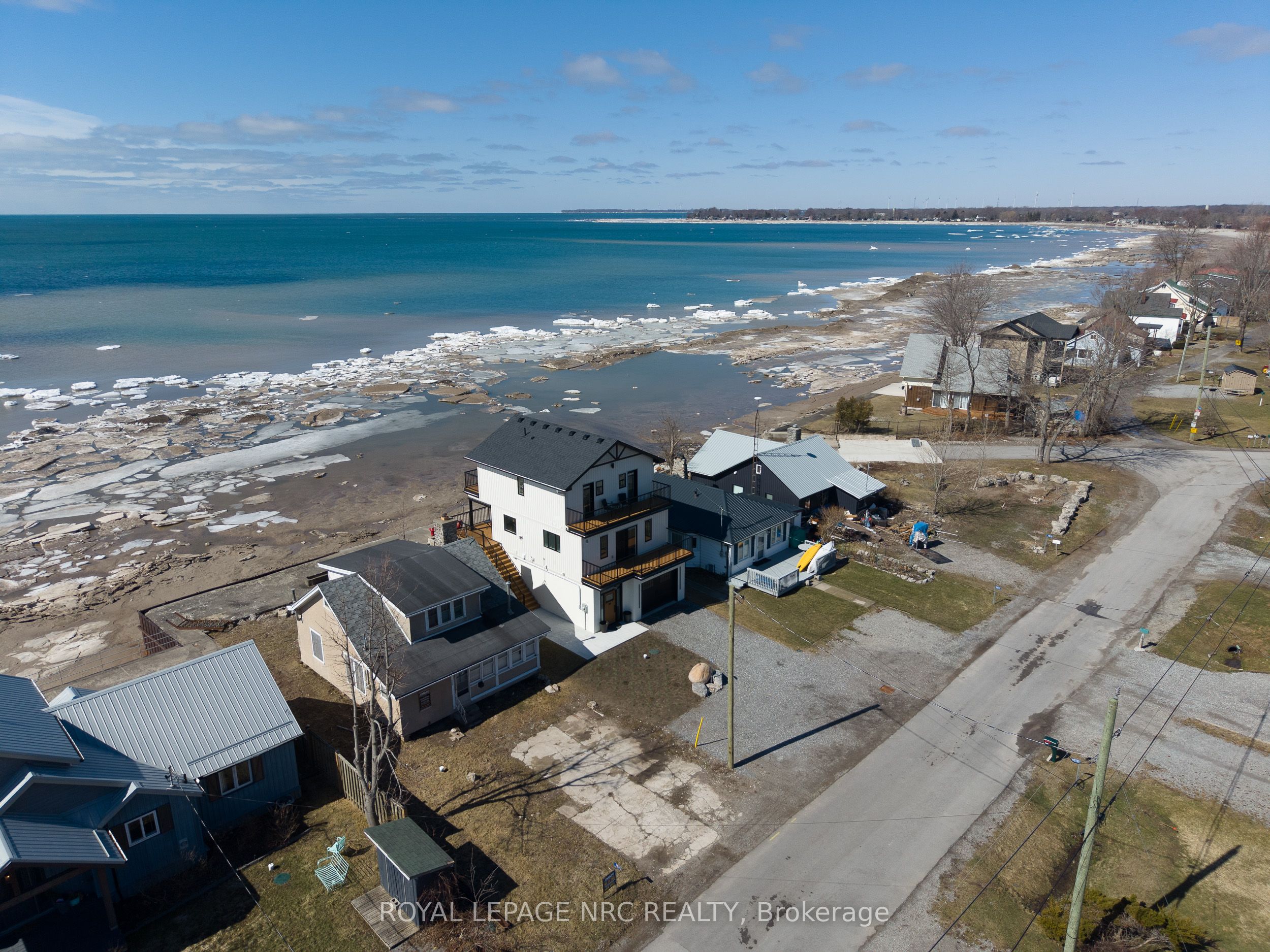 11573 Beach Road E Property Photo 6